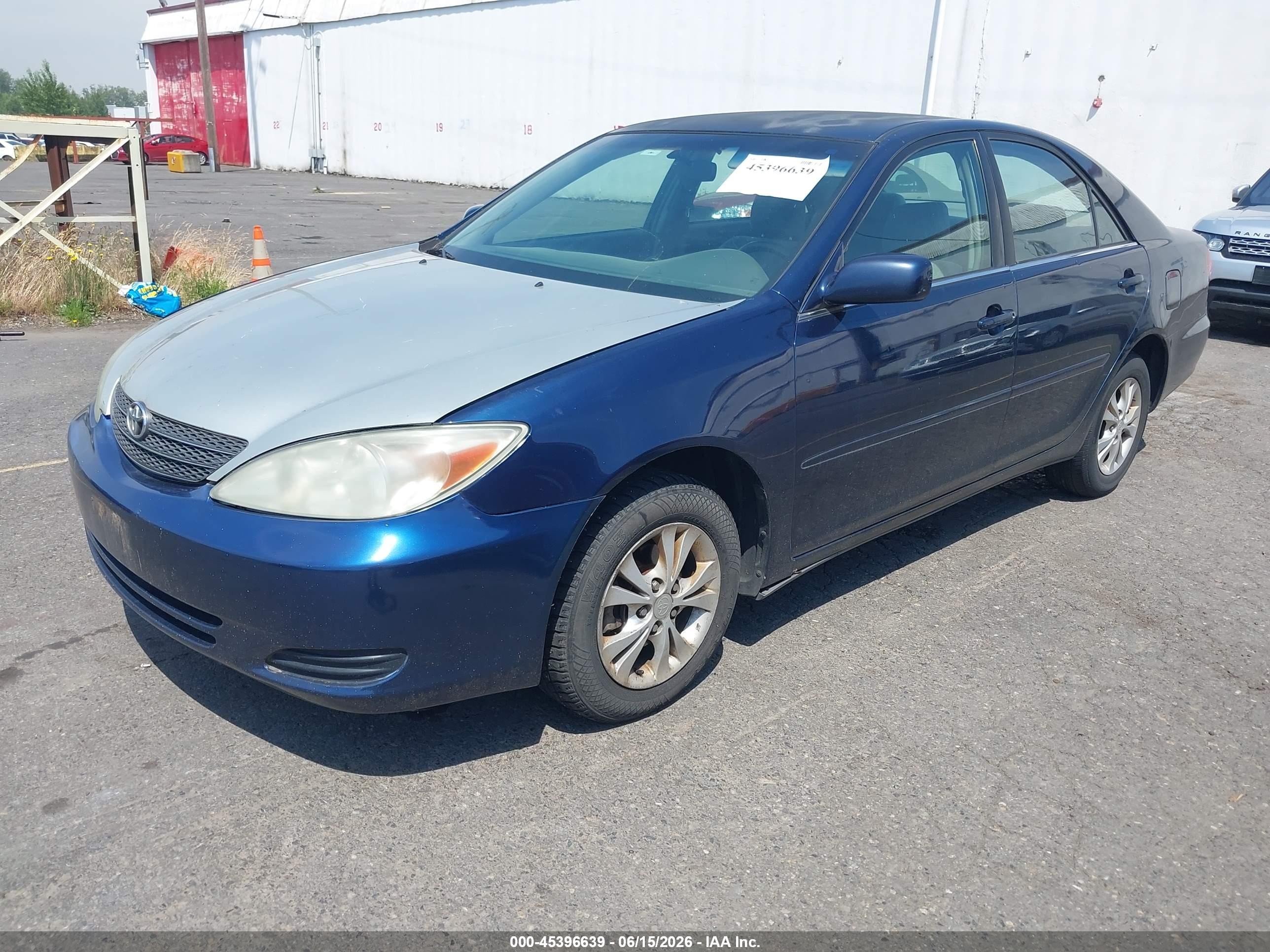 2004 Toyota Camry Le V6 Синий vin: 4T1BF30K84U064551