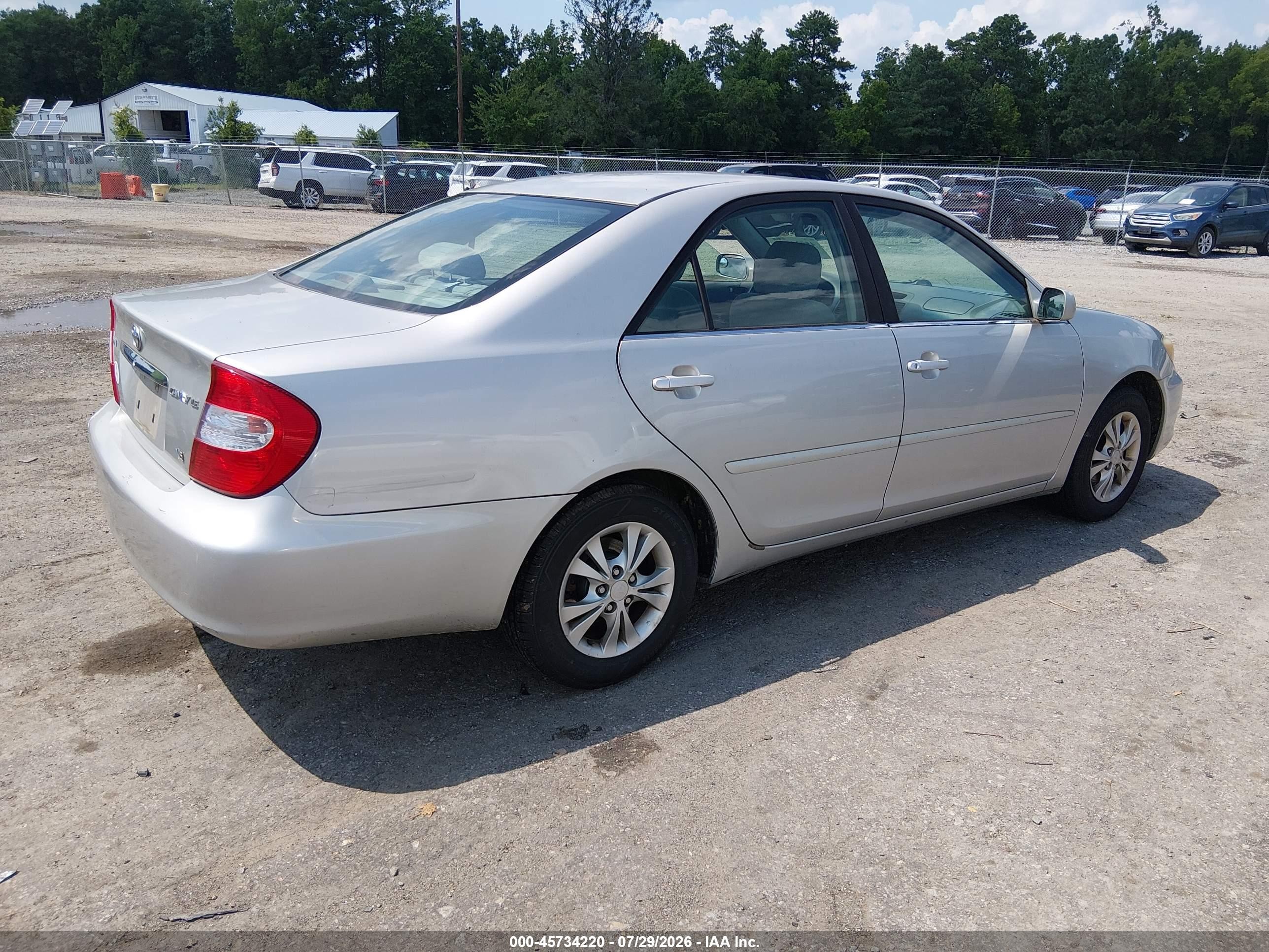 2004 Toyota Camry Le V6 Silver vin: 4T1BF30K84U078935