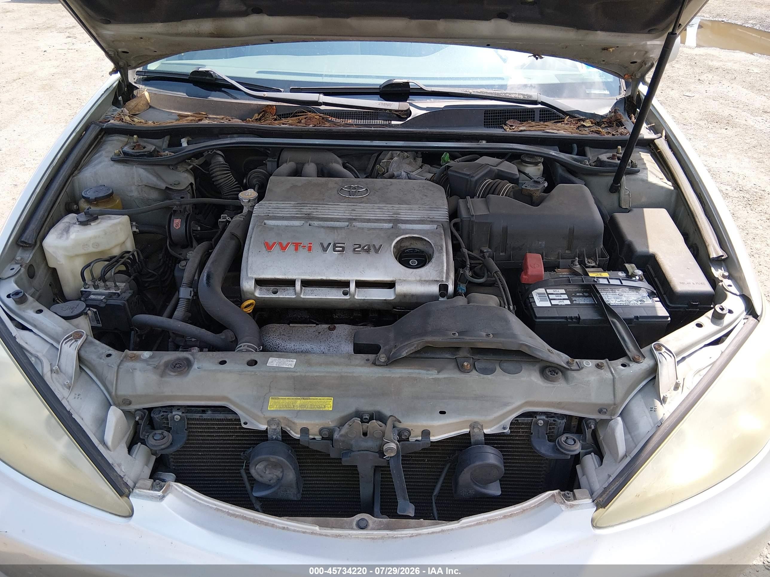 2004 Toyota Camry Le V6 Silver vin: 4T1BF30K84U078935