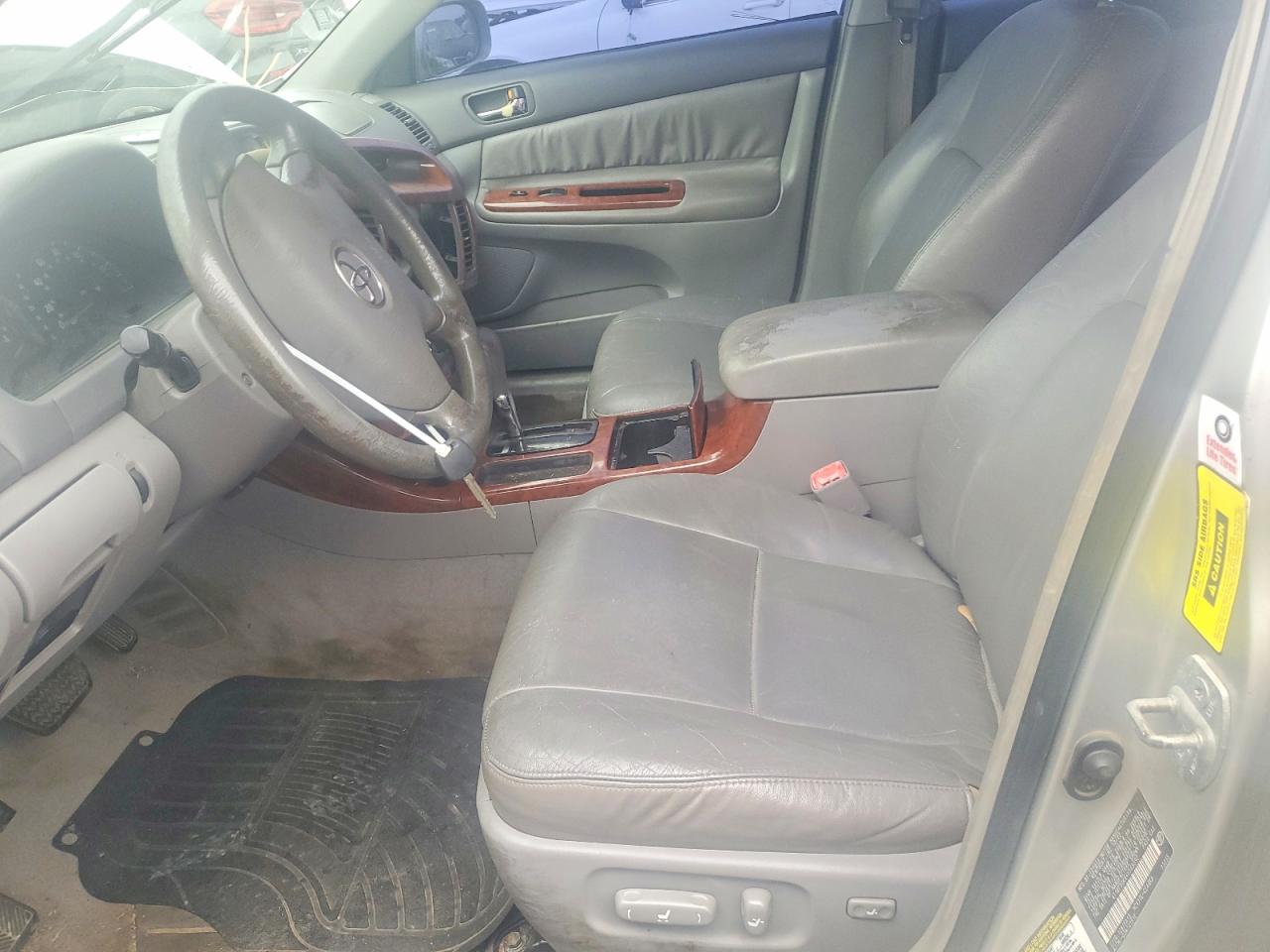 2004 Toyota Camry Xle V6 Silver vin: 4T1BF30K84U569392