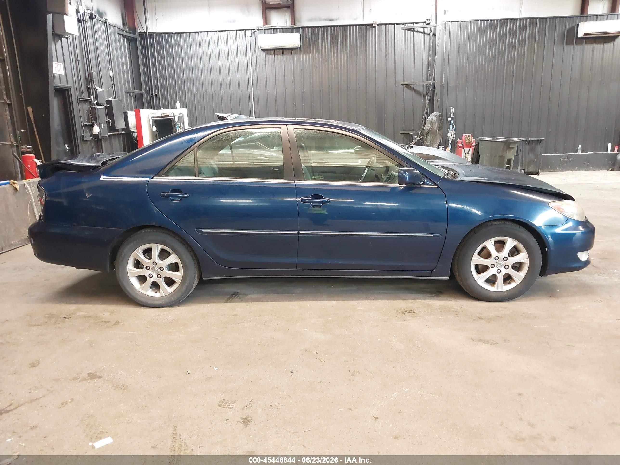 2005 Toyota Camry Xle V6 Dark Blue vin: 4T1BF30K85U105441