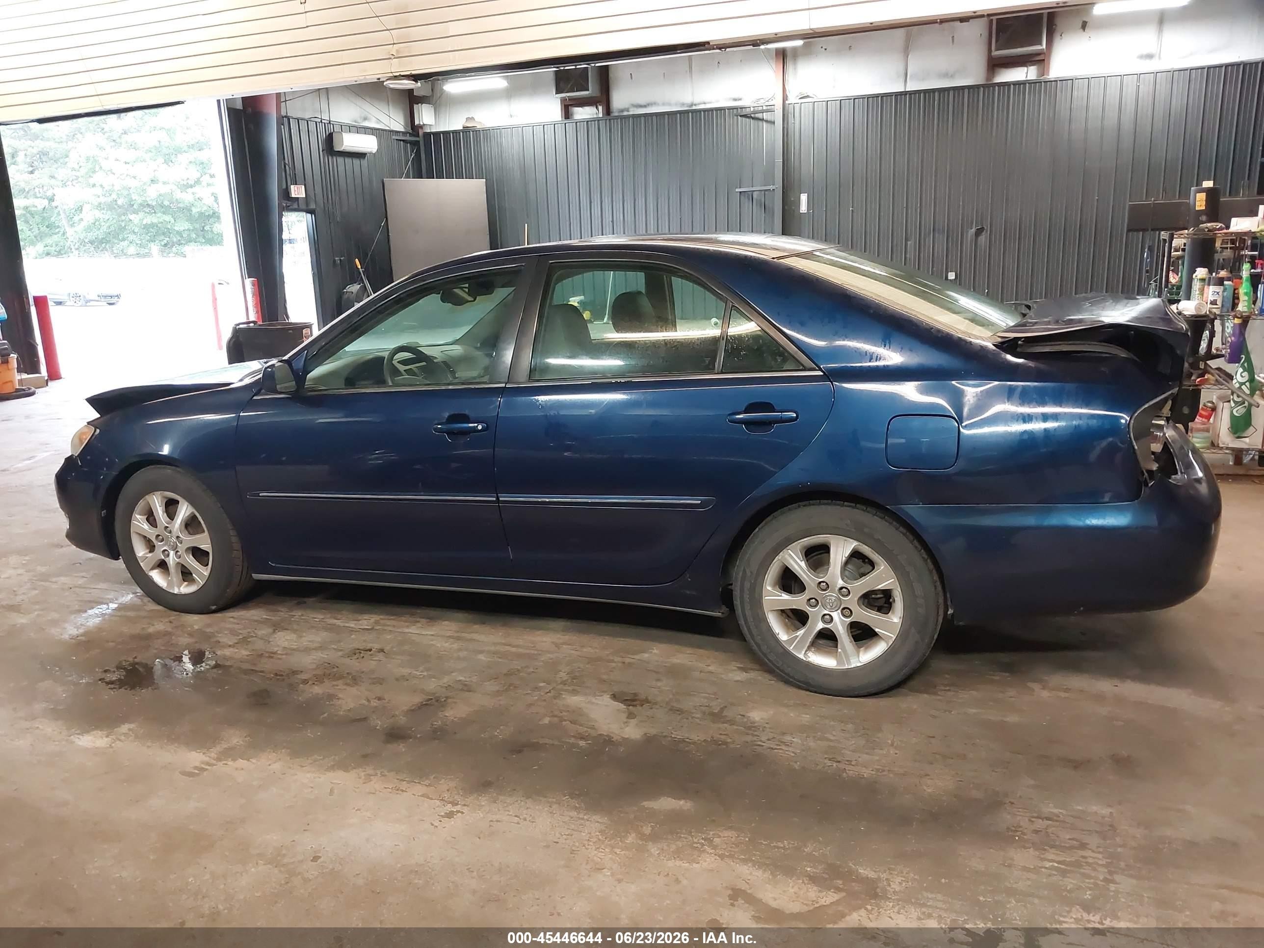 2005 Toyota Camry Xle V6 Dark Blue vin: 4T1BF30K85U105441