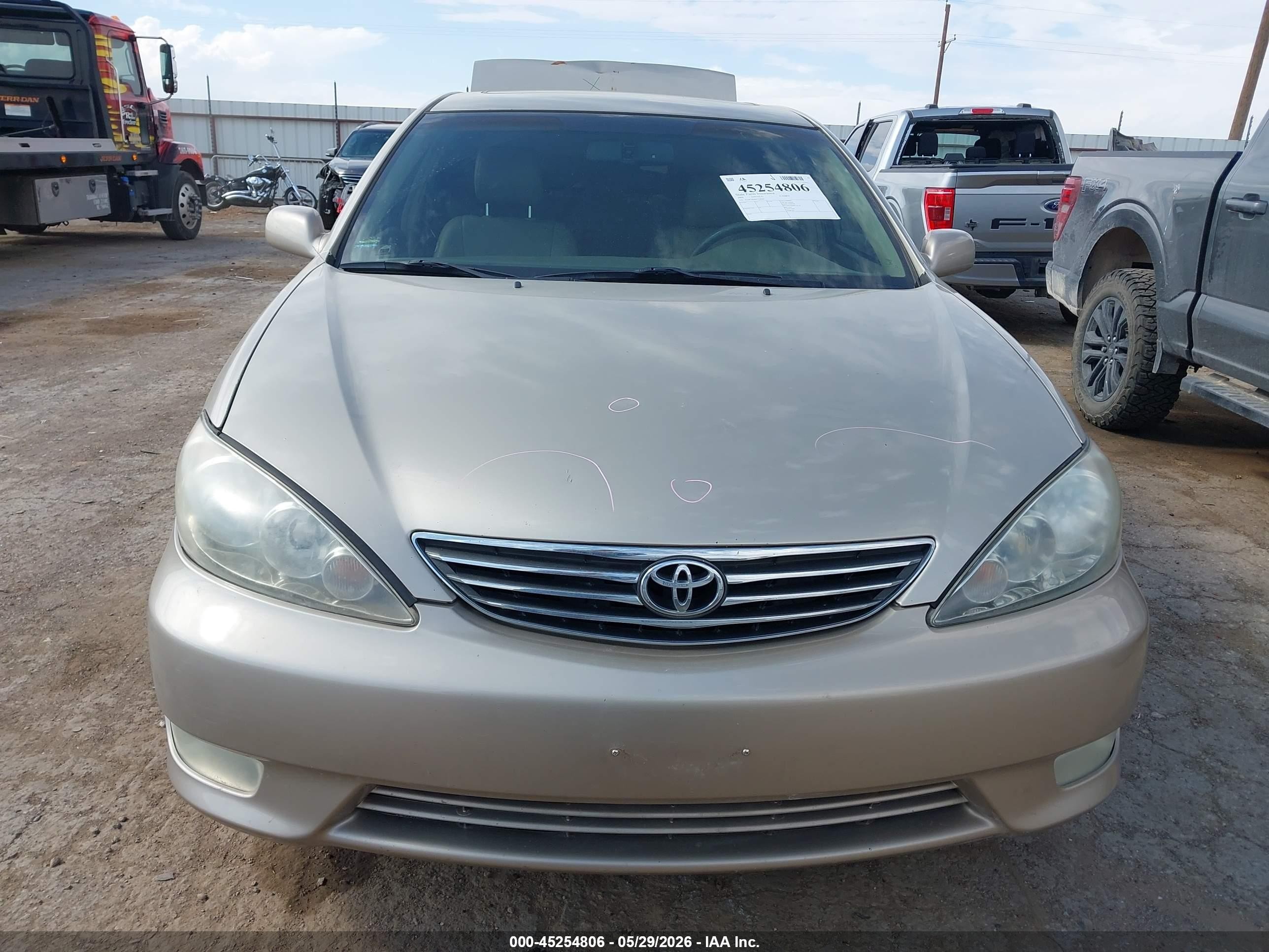 2006 Toyota Camry Xle V6 Бежевый vin: 4T1BF30K86U628640