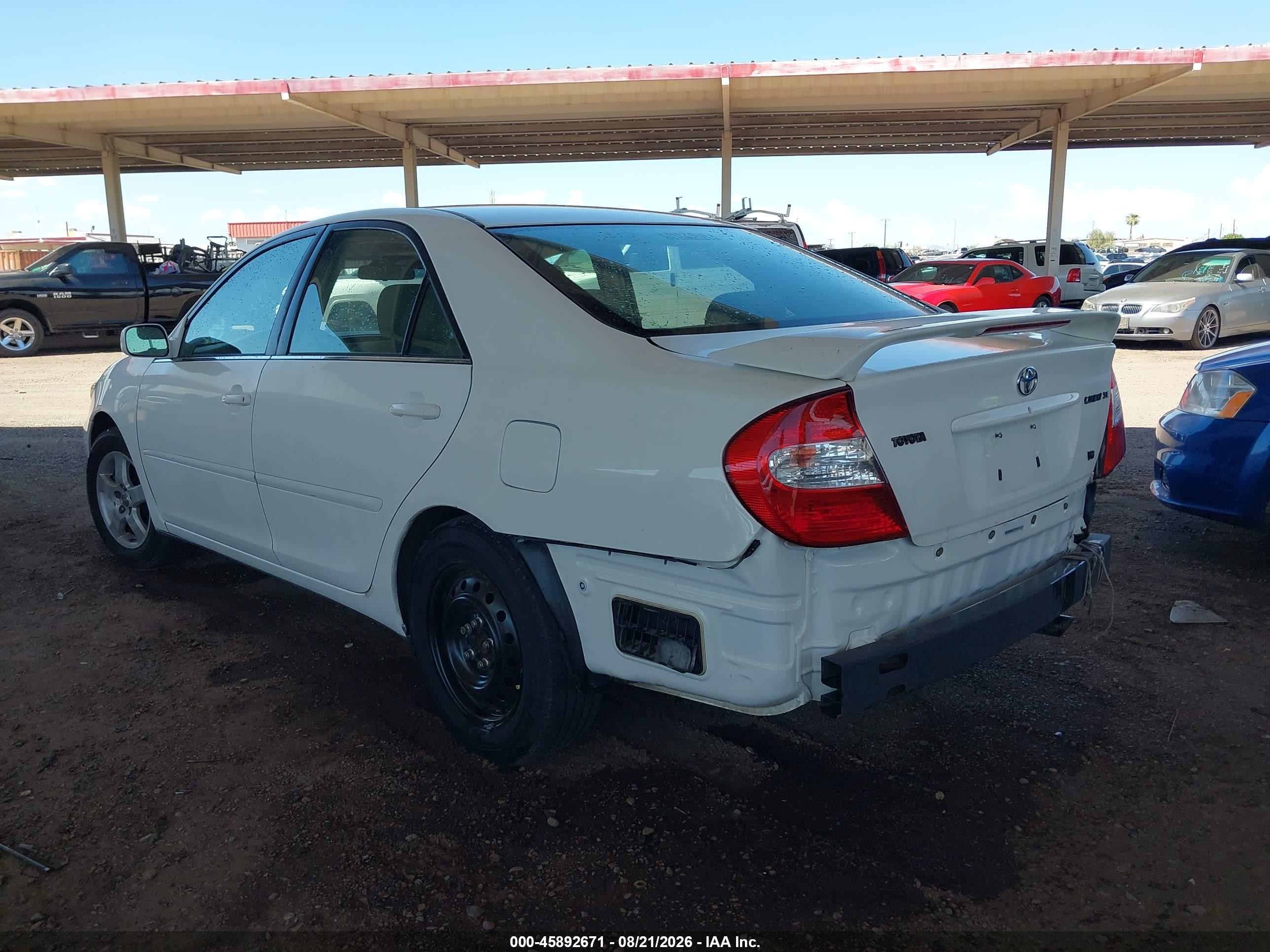 2002 Toyota Camry Se White vin: 4T1BF30K92U019308