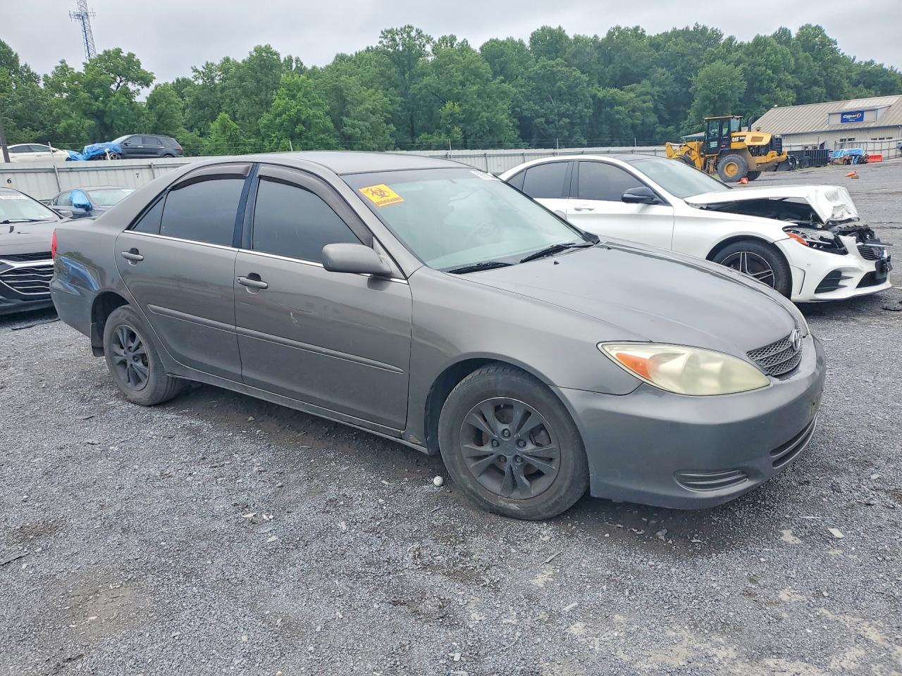 2004 Toyota Camry Le V6 Gray vin: 4T1BF30K94U586363