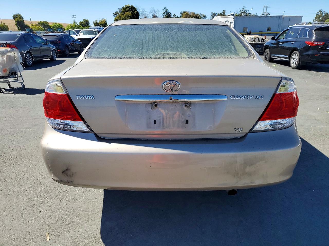2005 Toyota Camry Xle V6 Бежевый vin: 4T1BF30K95U593170