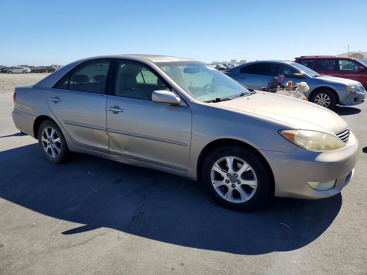 2005 Toyota Camry Xle V6 Бежевый vin: 4T1BF30K95U593170