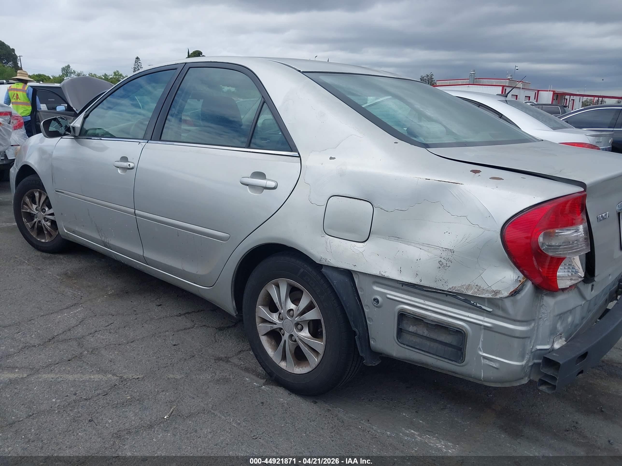 2005 Toyota Camry Le V6 Silver vin: 4T1BF30K95U602630