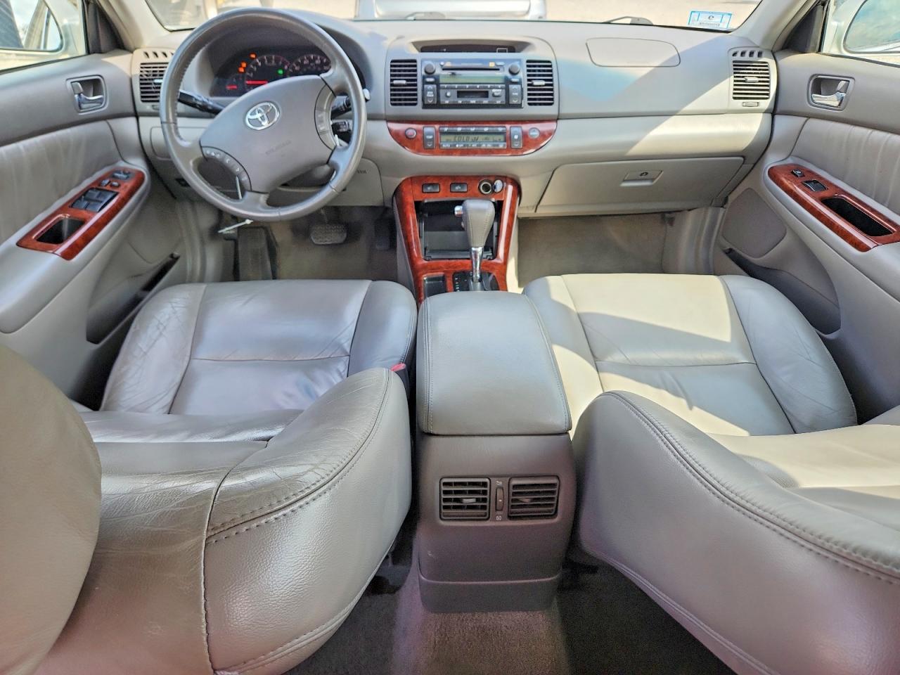 2006 Toyota Camry Xle V6 Серебряный vin: 4T1BF30K96U117308