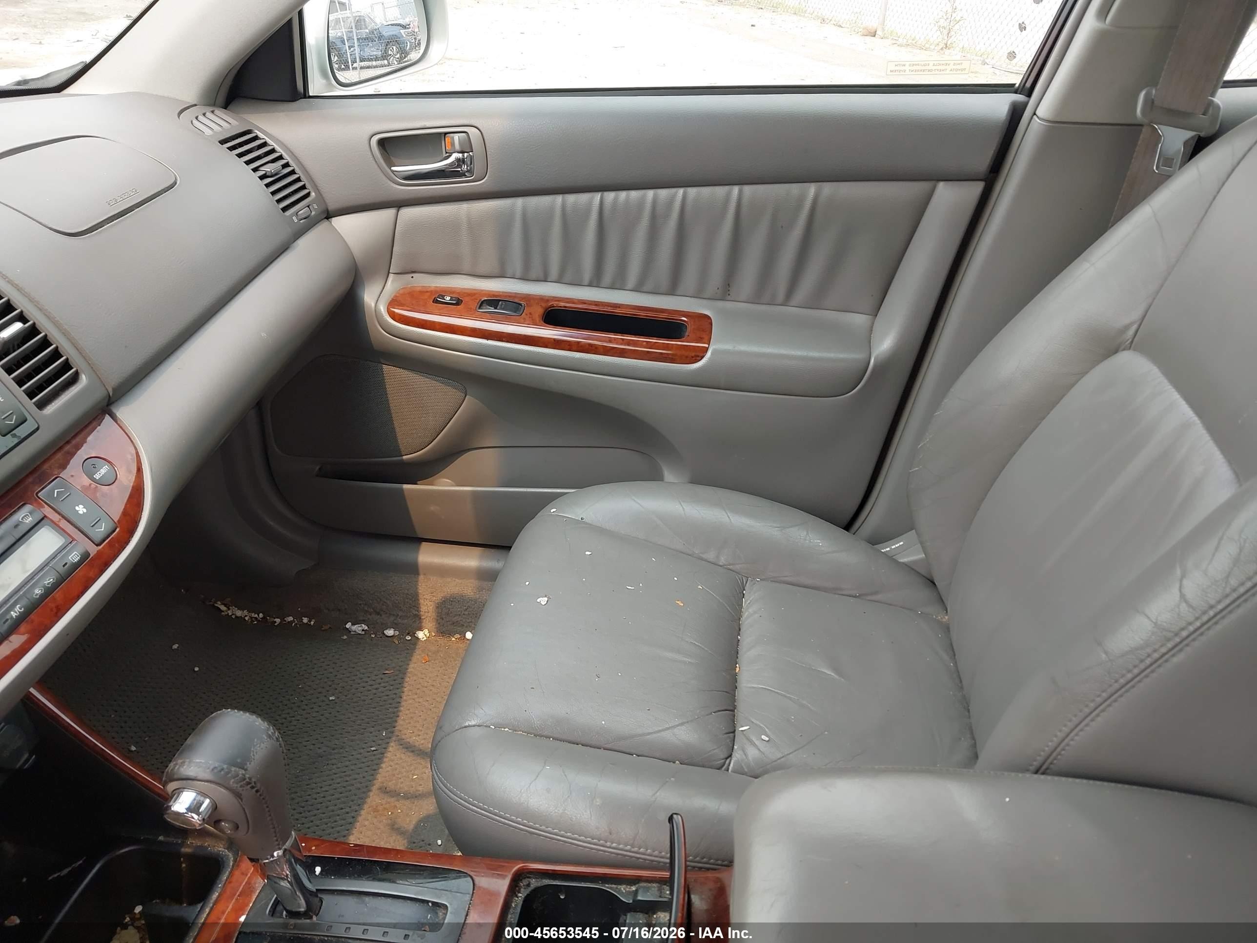 2003 Toyota Camry Xle V6 Silver vin: 4T1BF30KX3U042100
