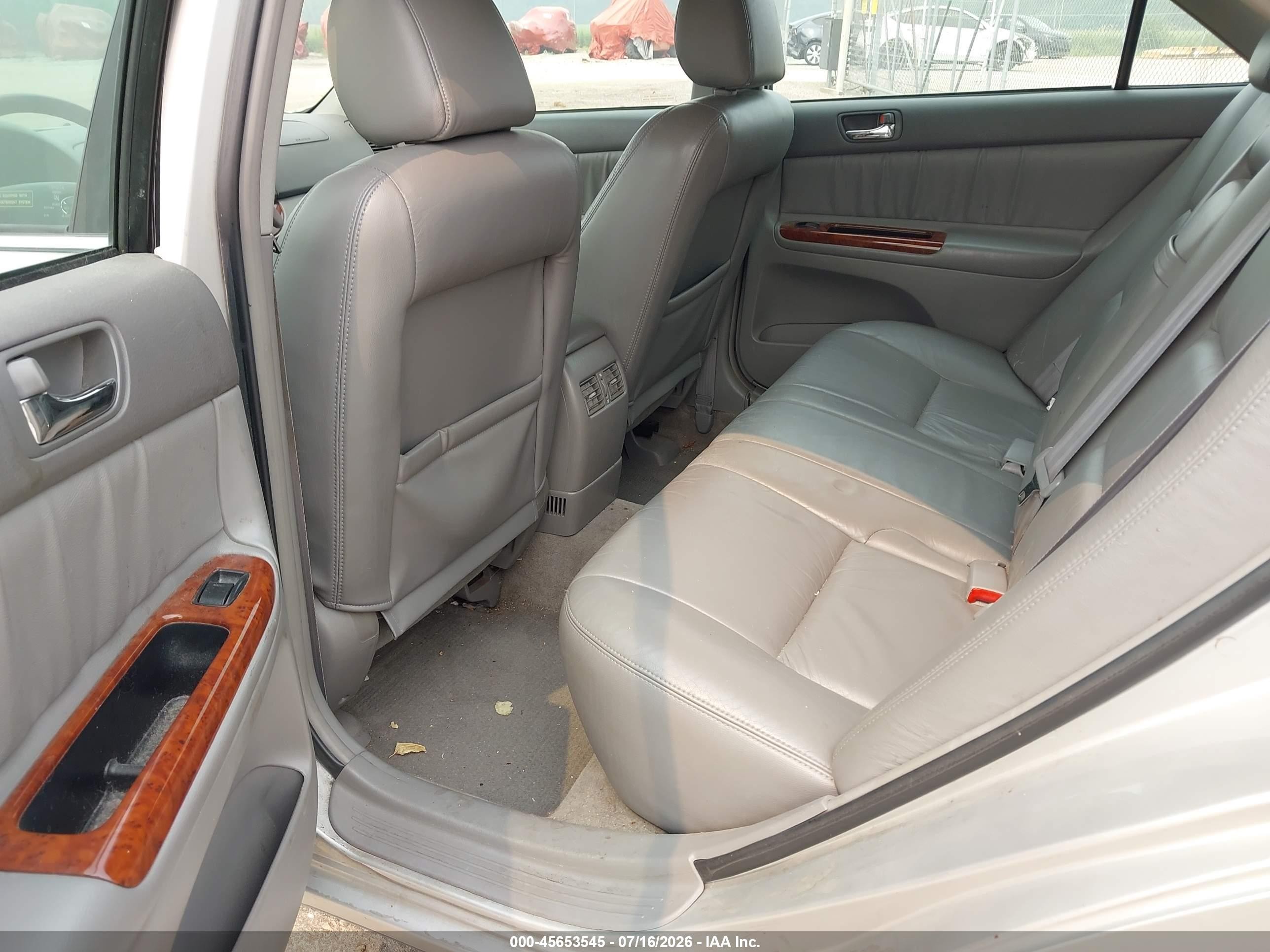 2003 Toyota Camry Xle V6 Silver vin: 4T1BF30KX3U042100