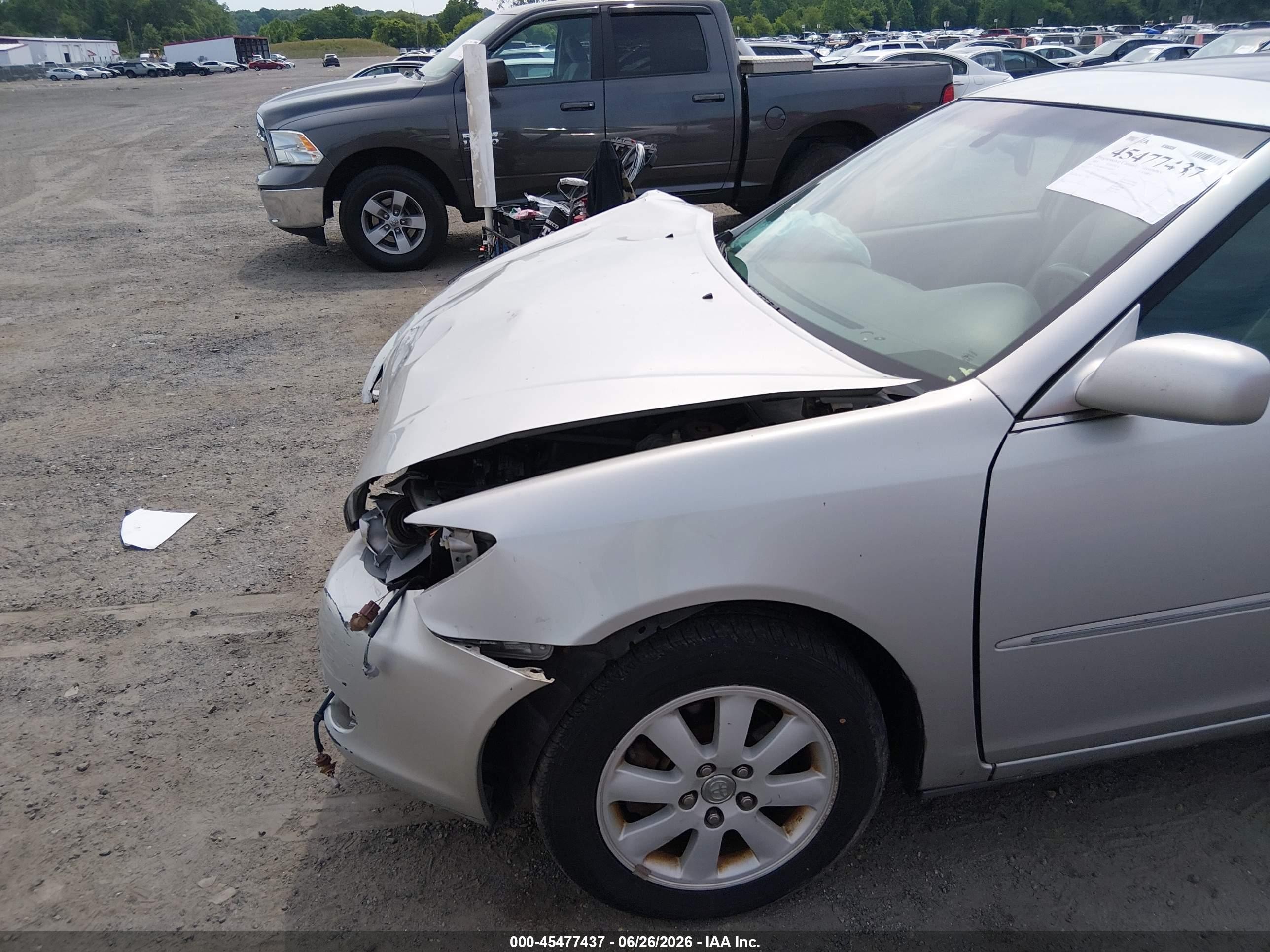2003 Toyota Camry Xle V6 Silver vin: 4T1BF30KX3U042825