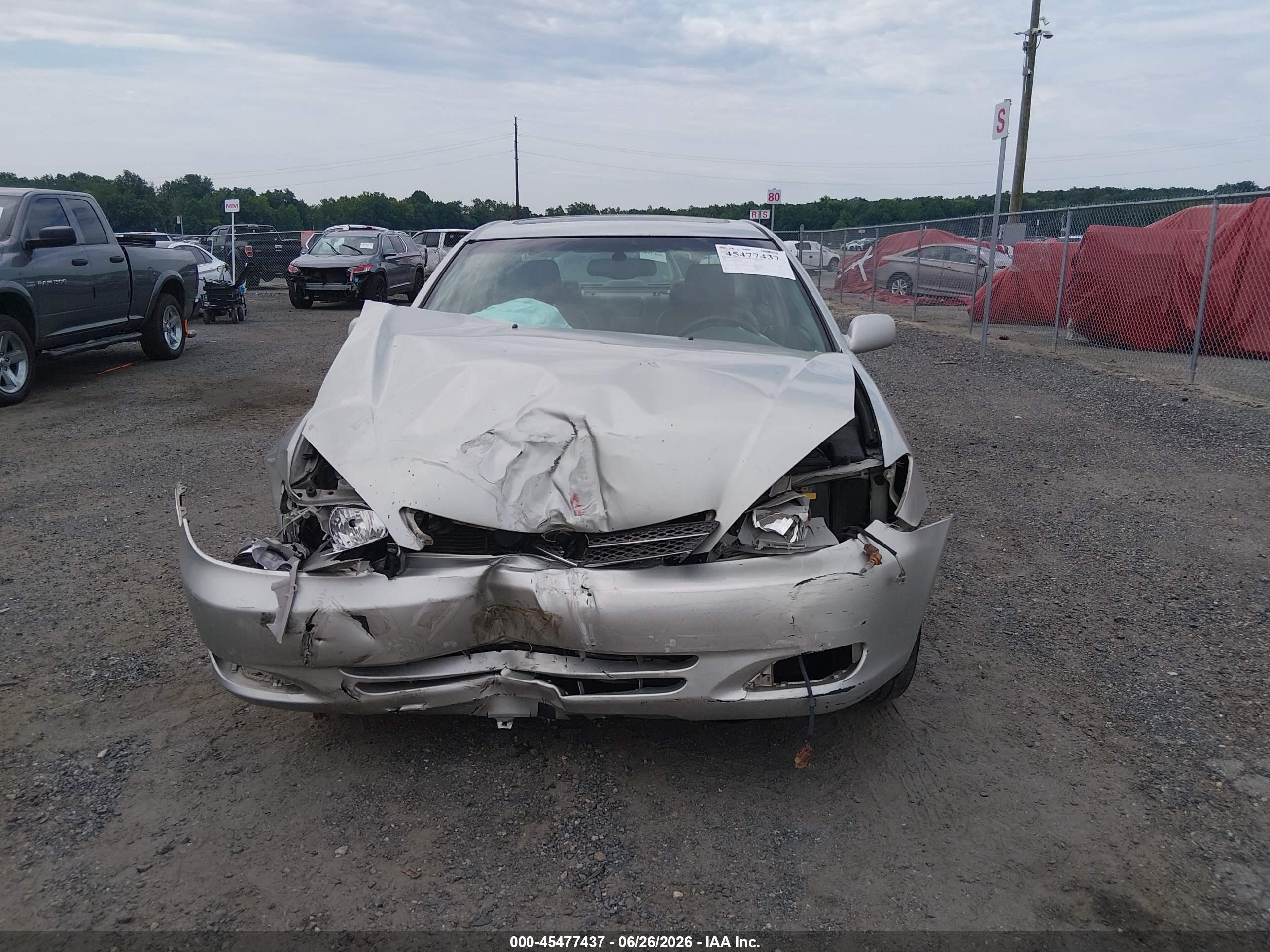 2003 Toyota Camry Xle V6 Silver vin: 4T1BF30KX3U042825