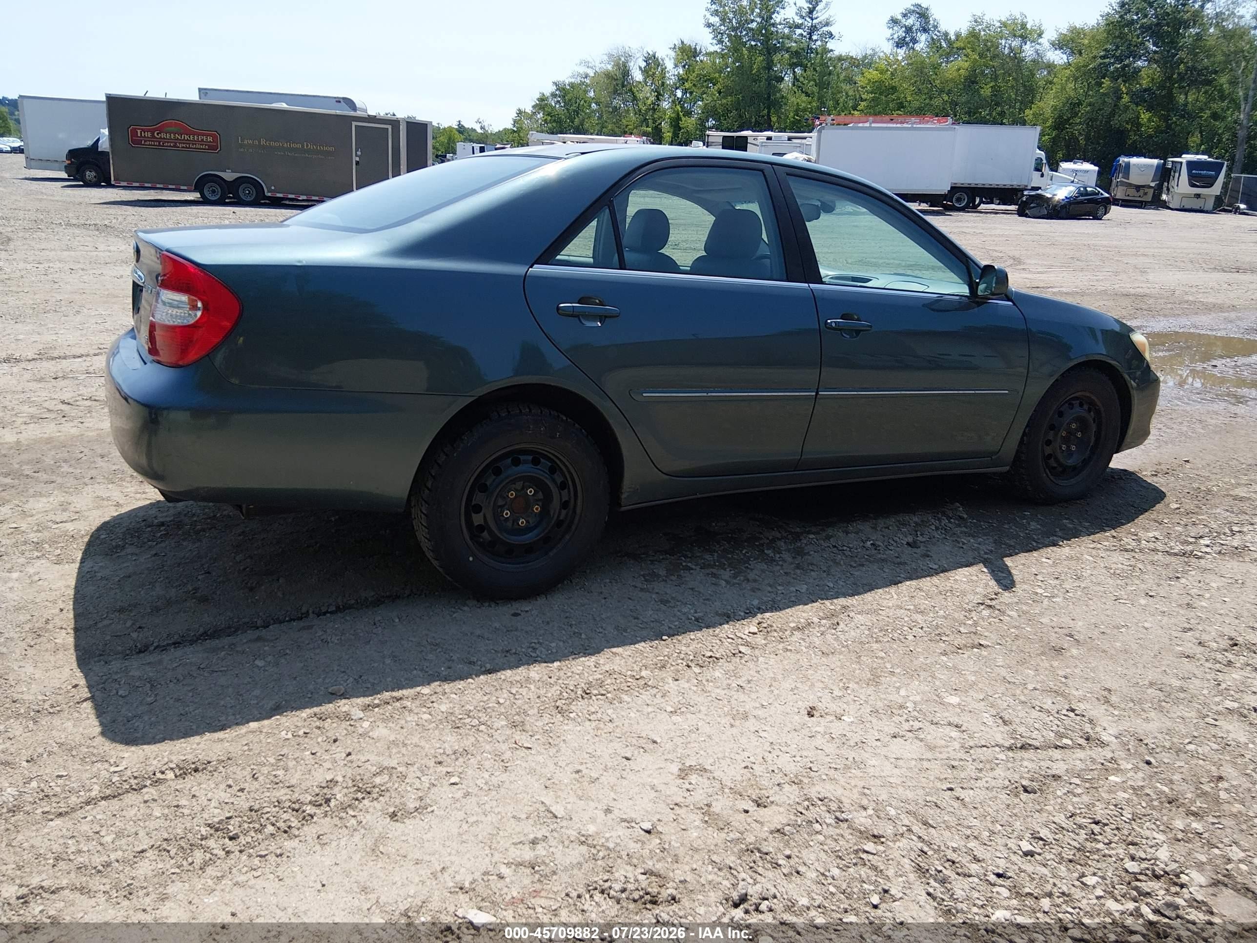 2004 Toyota Camry Xle V6 Green vin: 4T1BF30KX4U069394