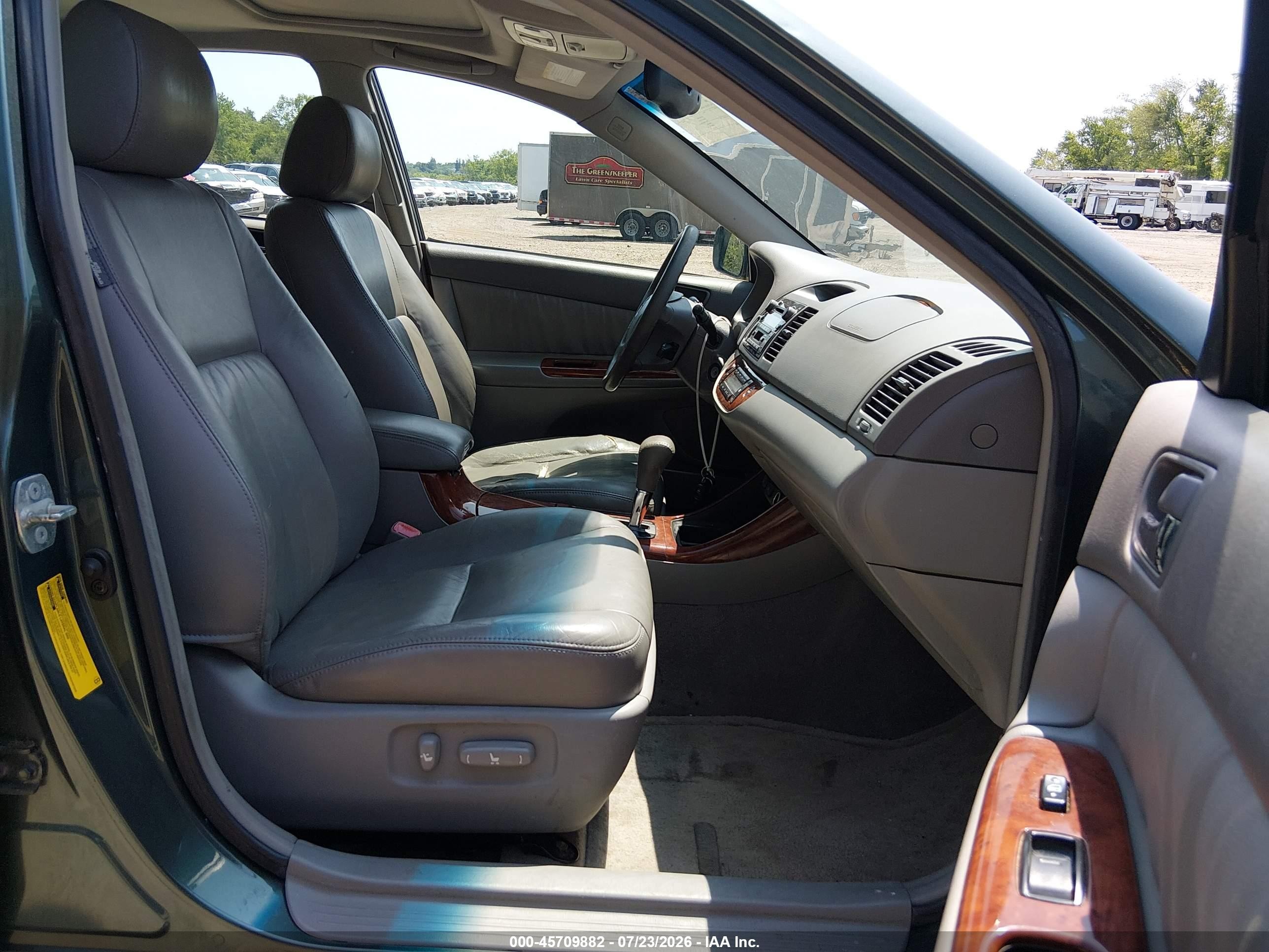 2004 Toyota Camry Xle V6 Green vin: 4T1BF30KX4U069394