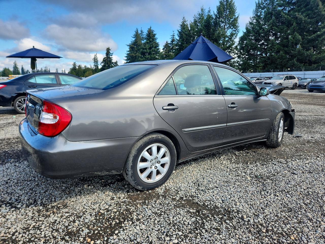 2004 Toyota Camry Xle V6 Серый vin: 4T1BF30KX4U586470
