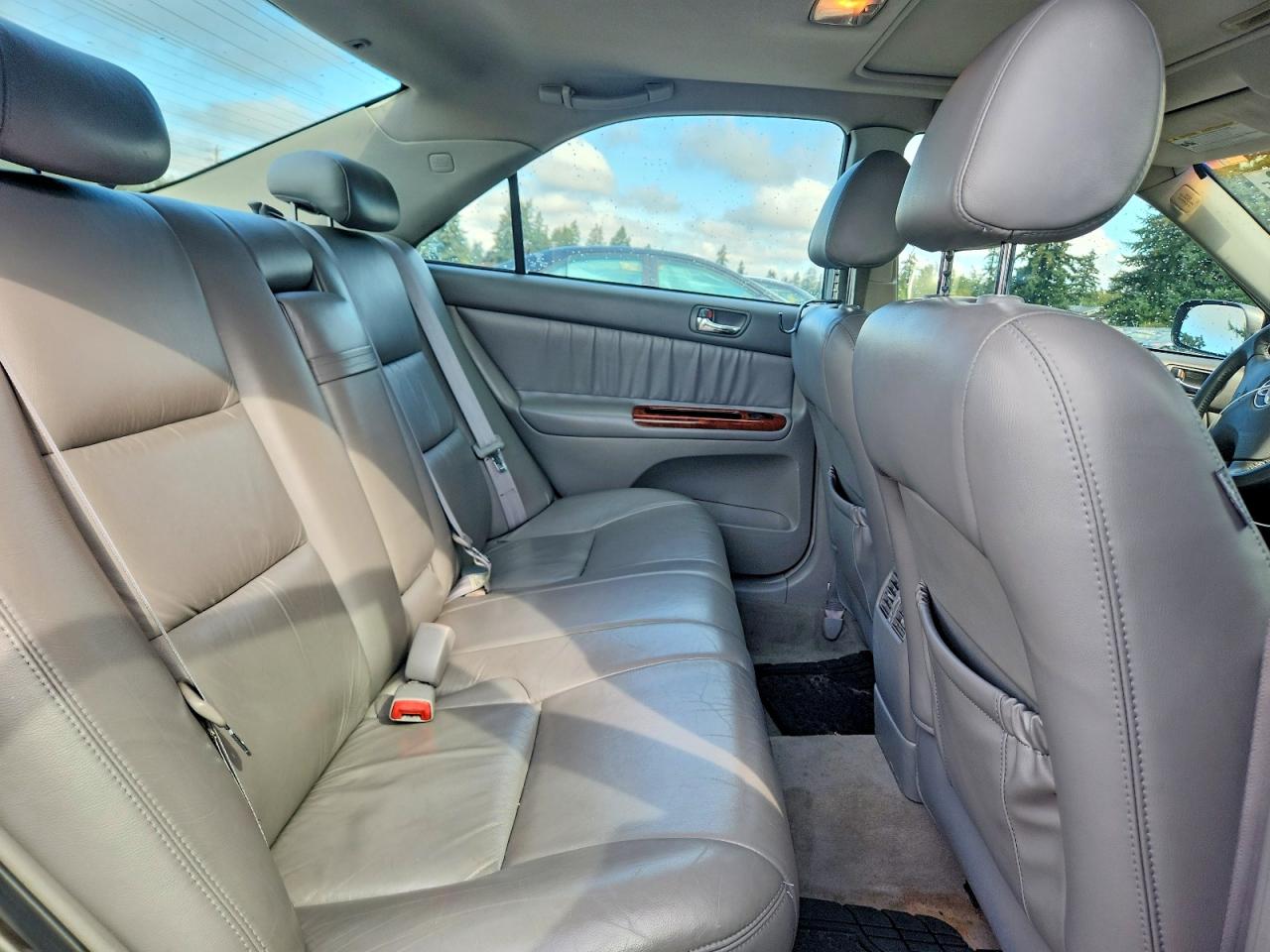 2004 Toyota Camry Xle V6 Серый vin: 4T1BF30KX4U586470