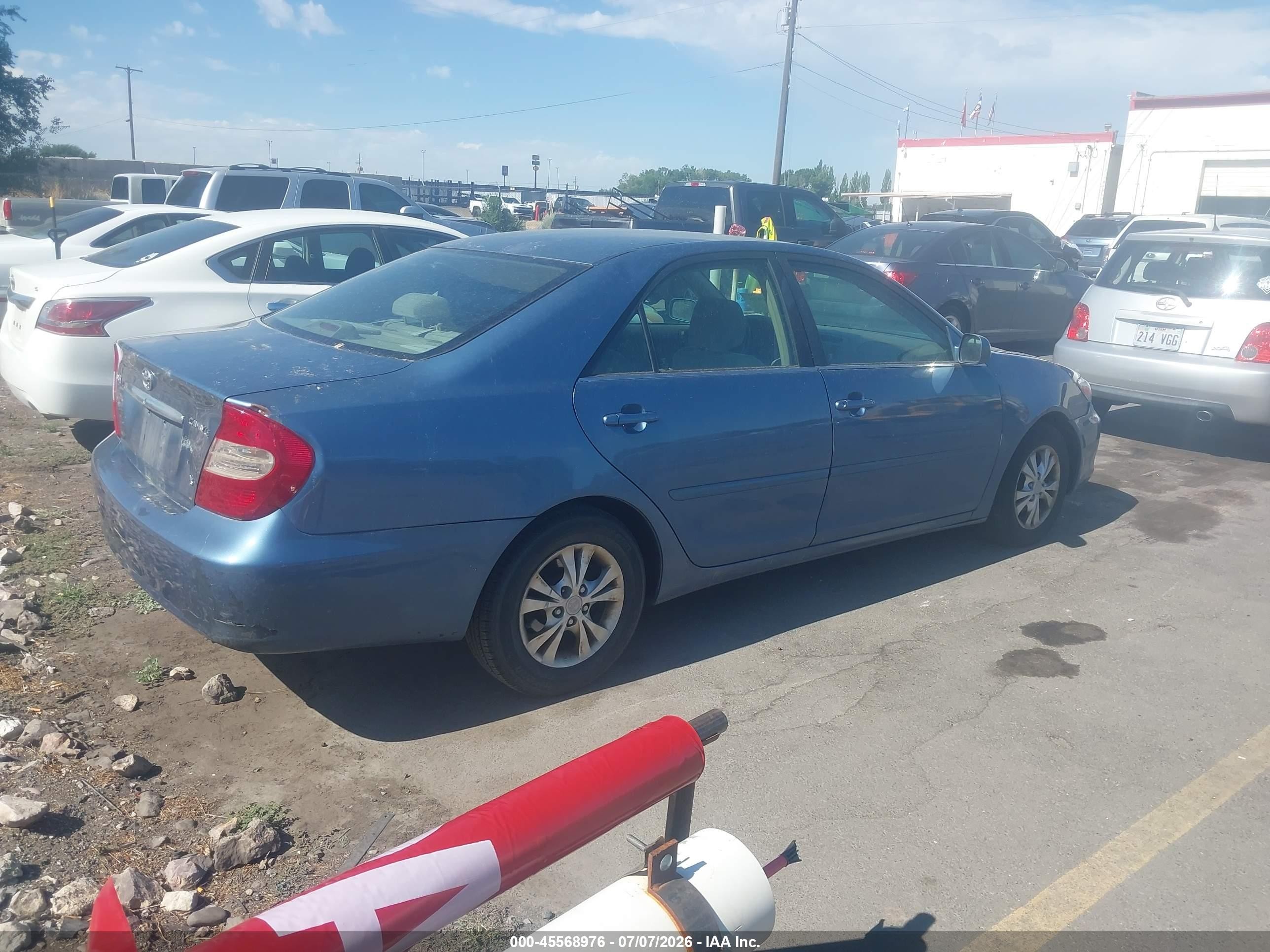 2004 Toyota Camry Le V6 Blue vin: 4T1BF30KX4U588445