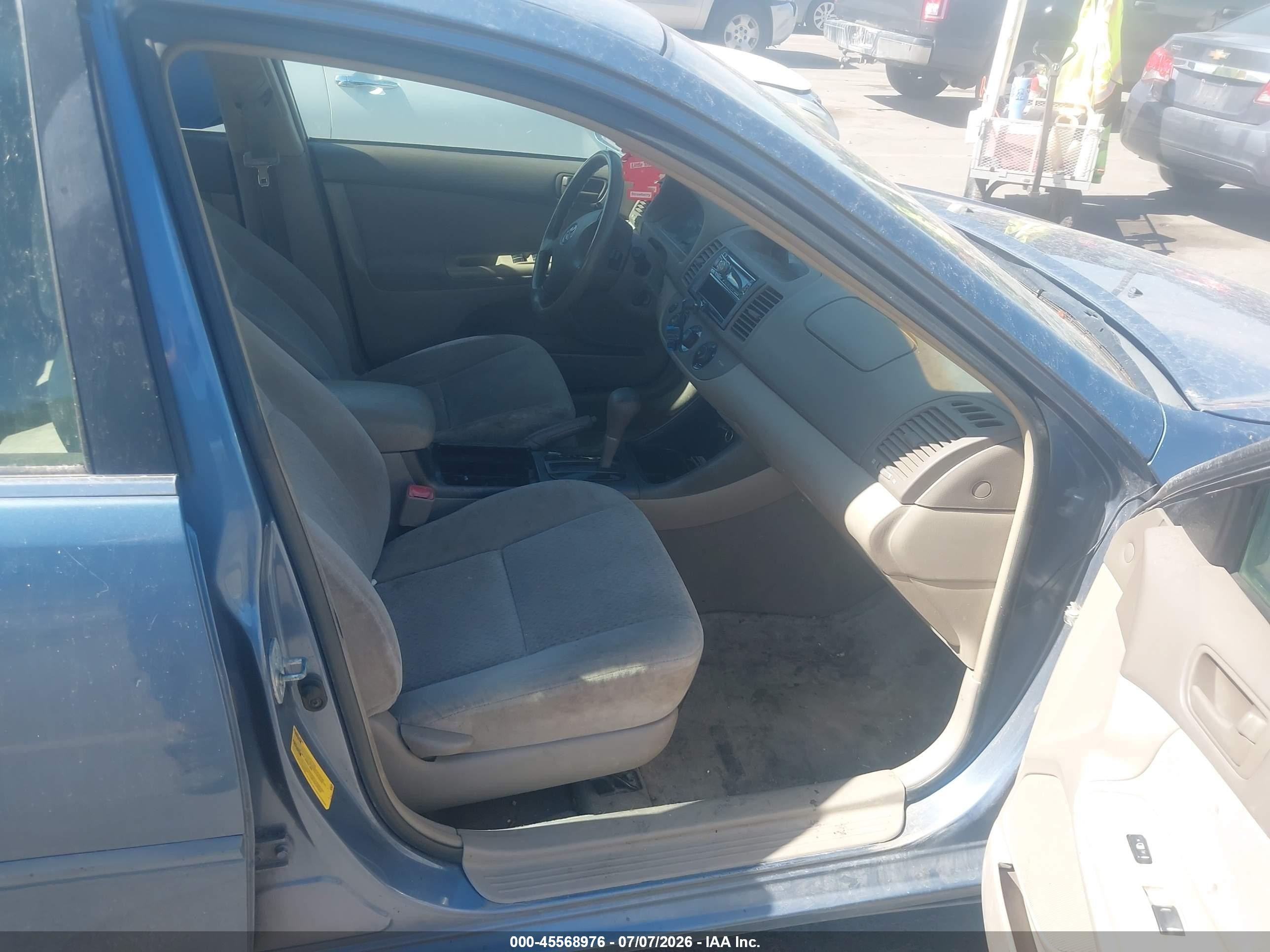 2004 Toyota Camry Le V6 Blue vin: 4T1BF30KX4U588445