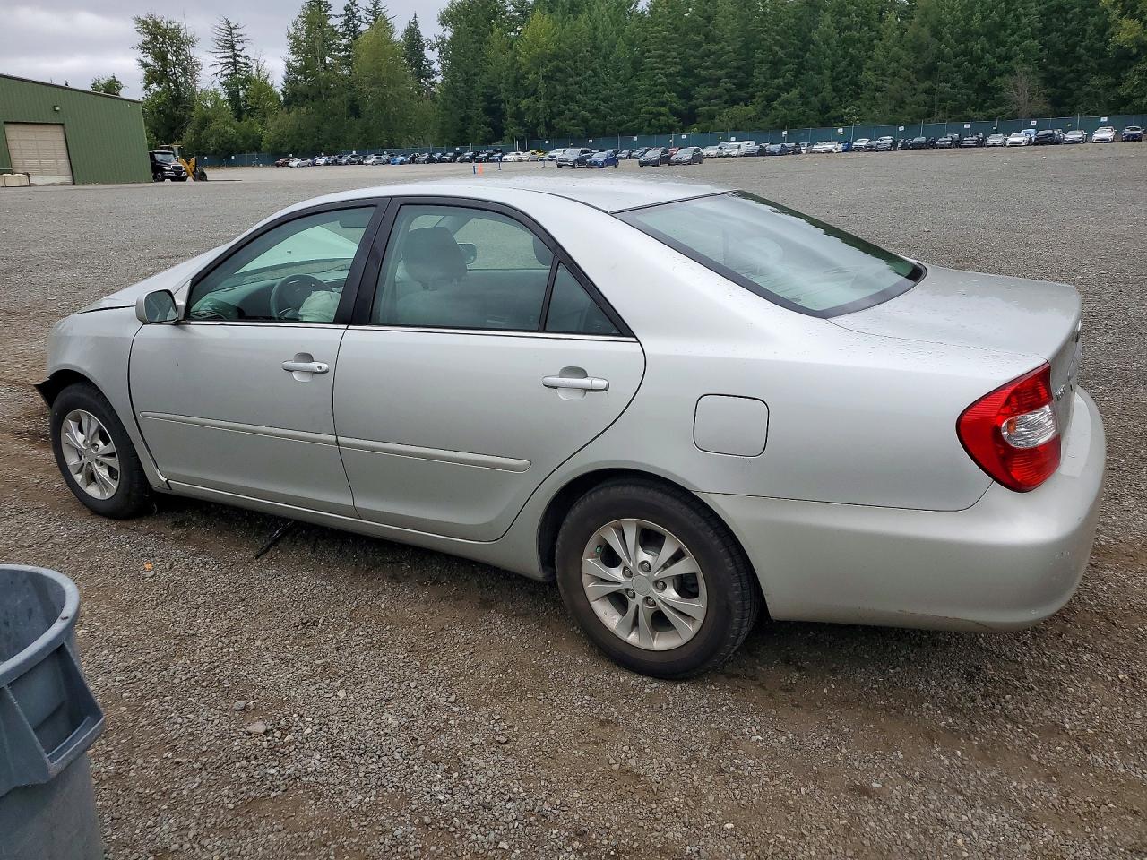 2004 Toyota Camry Le V6 Silver vin: 4T1BF32K04U068851