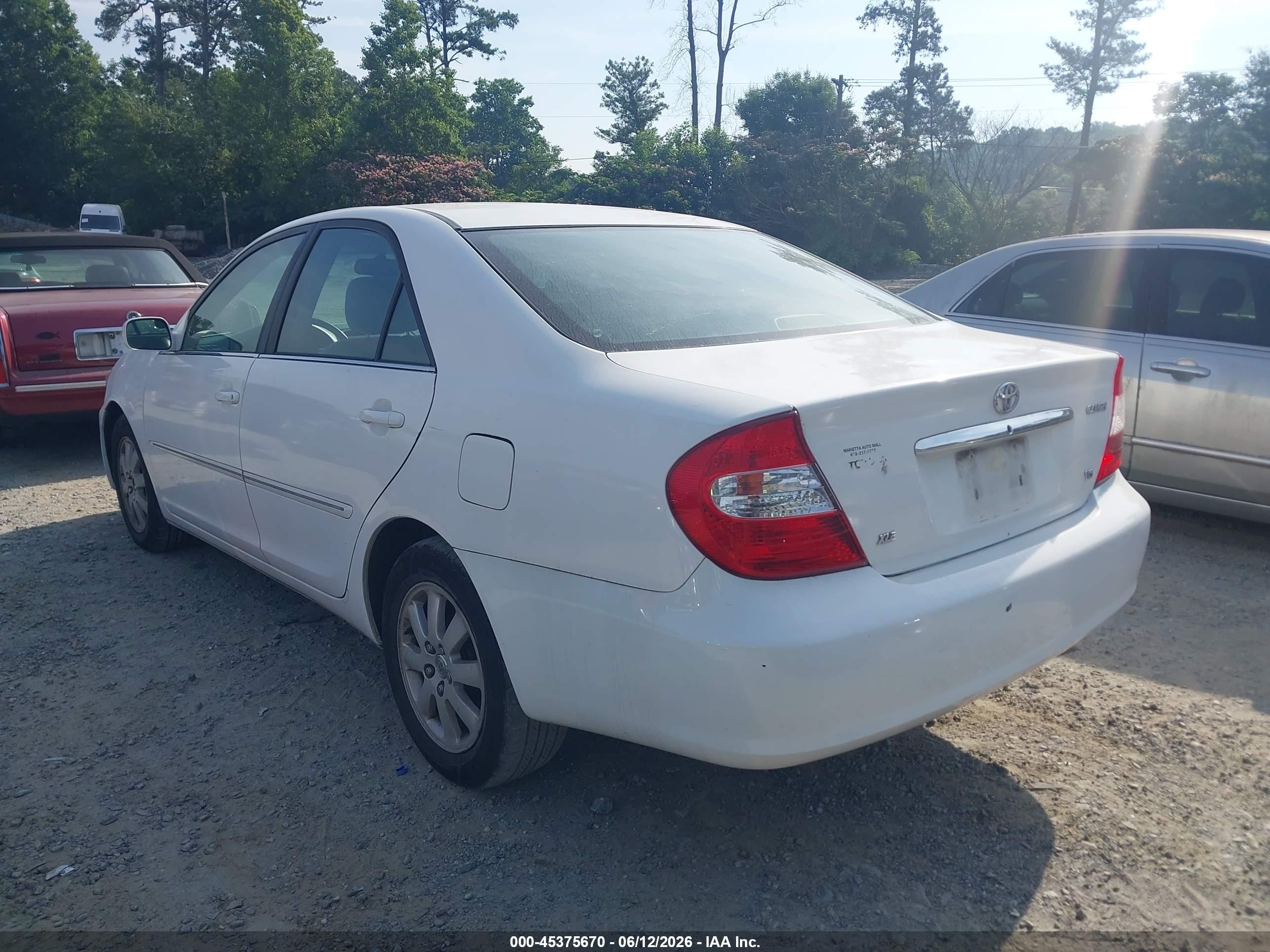 2004 Toyota Camry Xle V6 White vin: 4T1BF32K04U076397