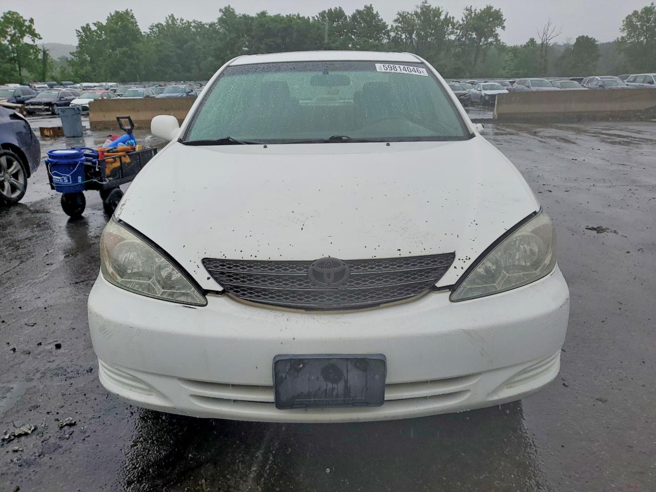 2004 Toyota Camry Le V6 Белый vin: 4T1BF32K04U080448