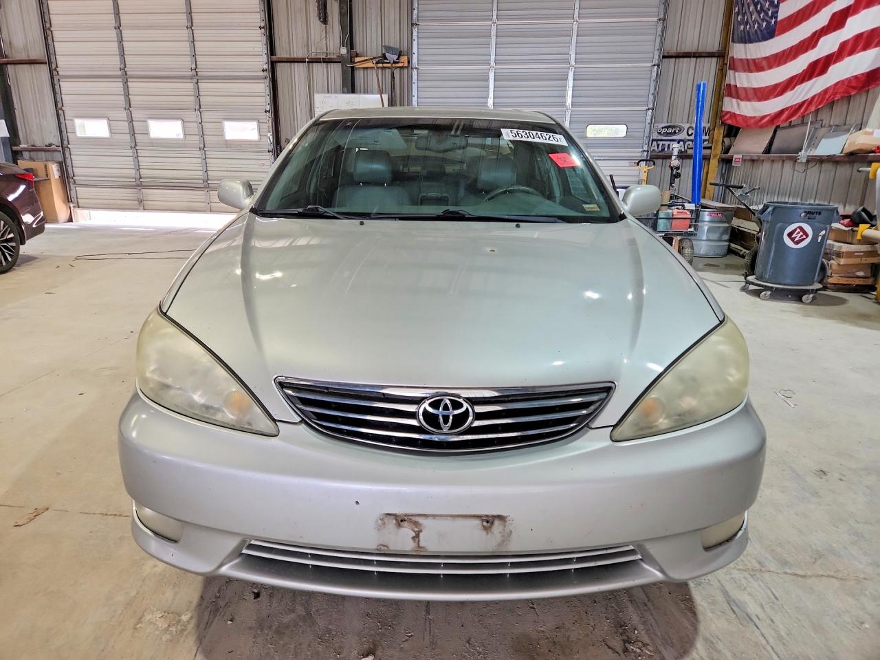 2005 Toyota Camry Xle V6 Silver vin: 4T1BF32K05U092178