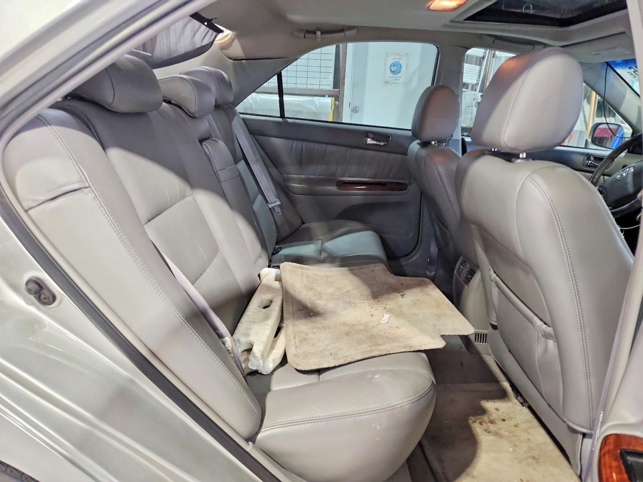 2005 Toyota Camry Xle V6 Silver vin: 4T1BF32K05U092178