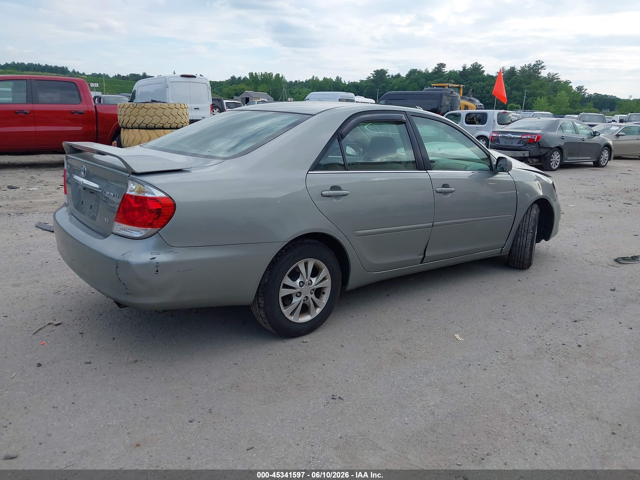 2005 Toyota Camry Le V6 Бирюзовый vin: 4T1BF32K05U610290