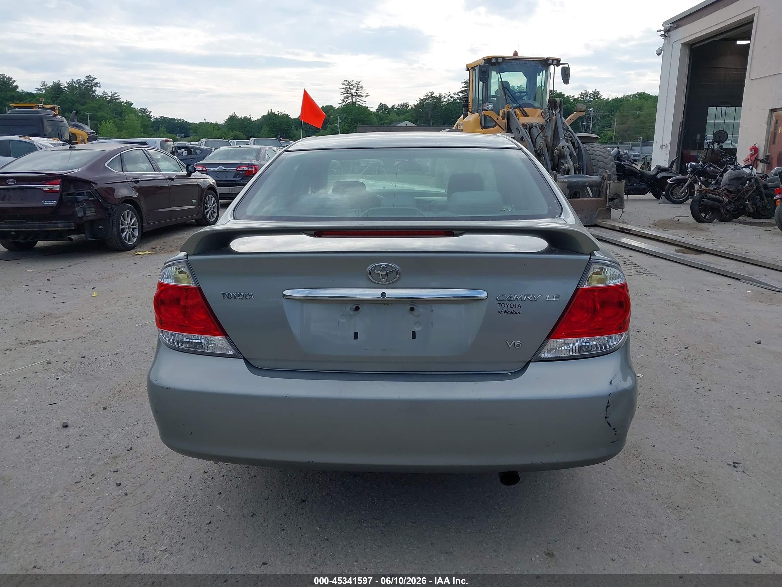 2005 Toyota Camry Le V6 Бирюзовый vin: 4T1BF32K05U610290