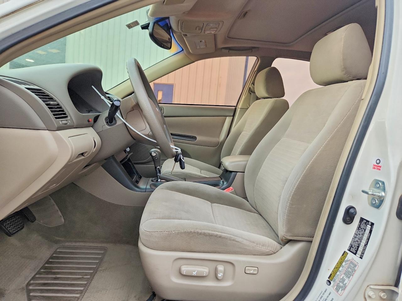2006 Toyota Camry Le V6 Белый vin: 4T1BF32K06U625146