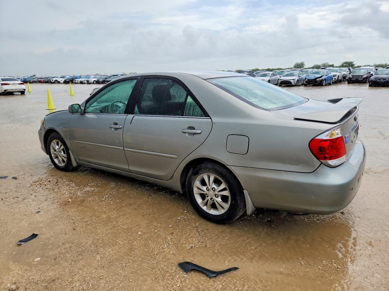 2006 Toyota Camry Le V6 Gray vin: 4T1BF32K06U632002
