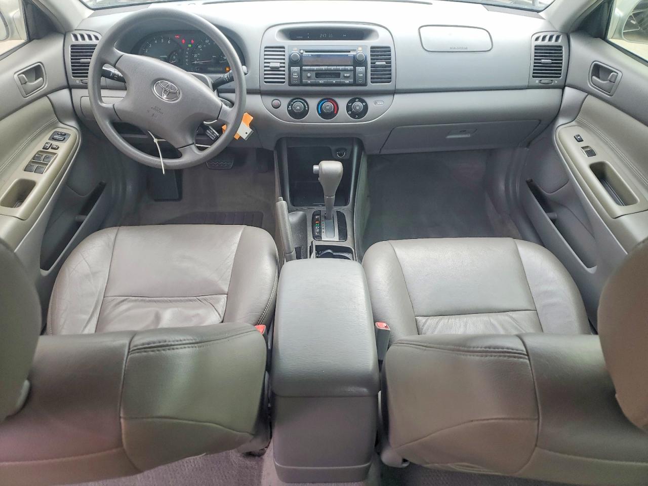 2002 Toyota Camry Le Серый vin: 4T1BF32K12U012334