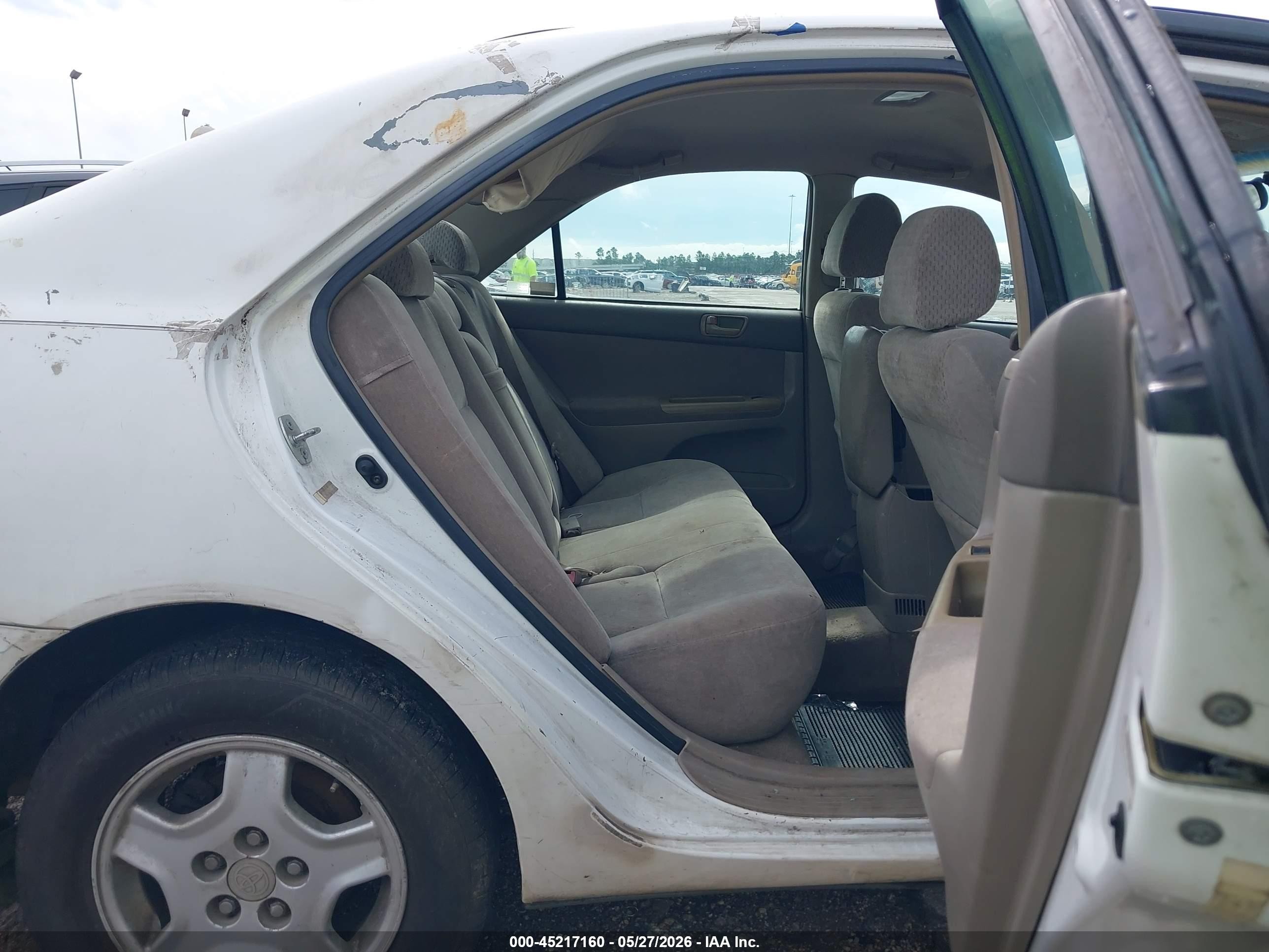 2002 Toyota Camry Le V6 Белый vin: 4T1BF32K12U022345