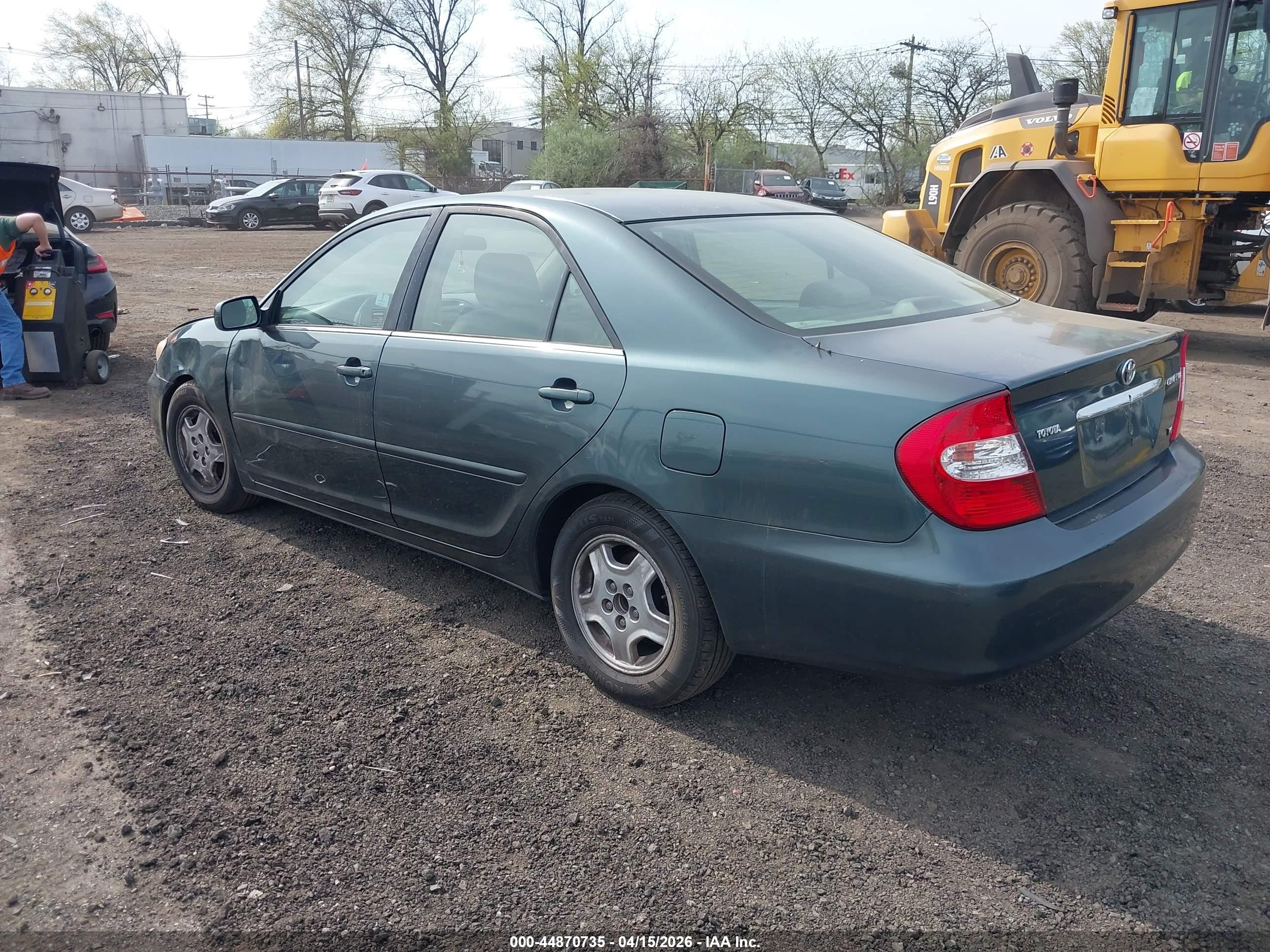2003 Toyota Camry Le V6 Green vin: 4T1BF32K13U566202