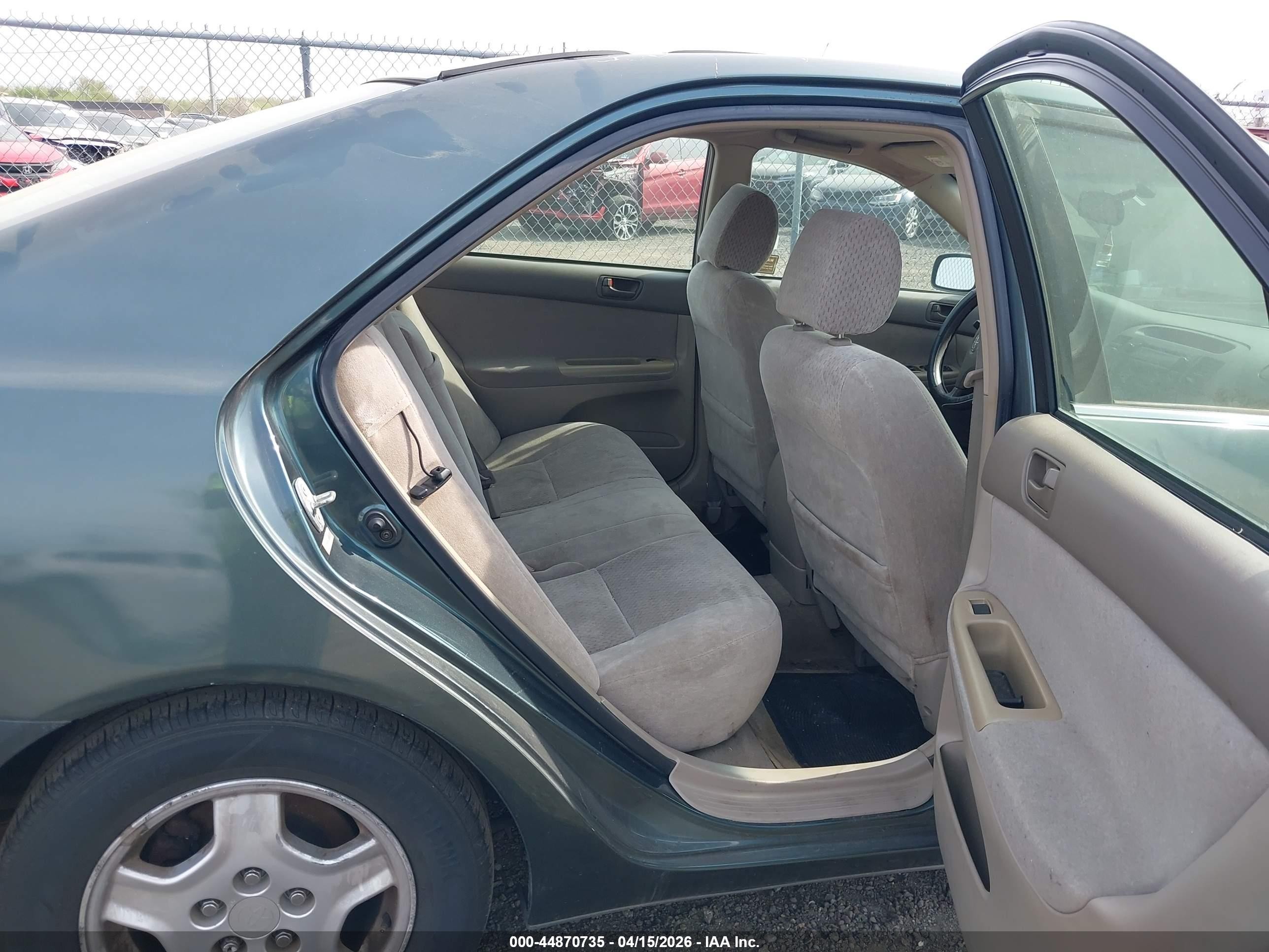 2003 Toyota Camry Le V6 Green vin: 4T1BF32K13U566202