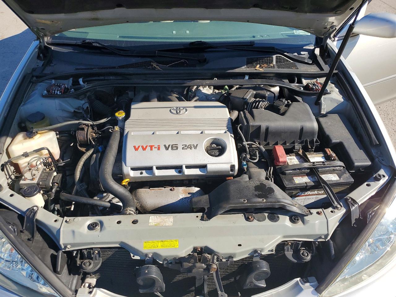 2003 Toyota Camry Le V6 Silver vin: 4T1BF32K13U566359