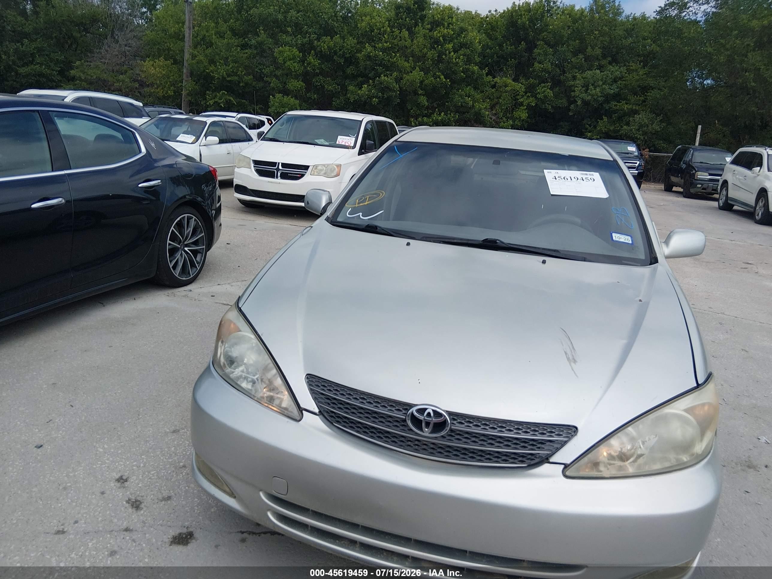 2004 Toyota Camry Le V6 Silver vin: 4T1BF32K14U586208