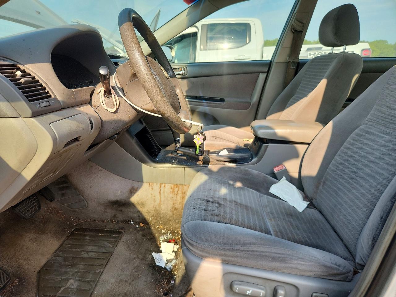 2005 Toyota Camry Le V6 Silver vin: 4T1BF32K15U087104