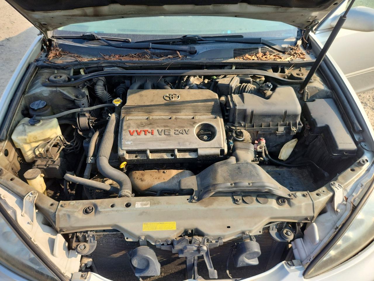 2005 Toyota Camry Le V6 Silver vin: 4T1BF32K15U087104