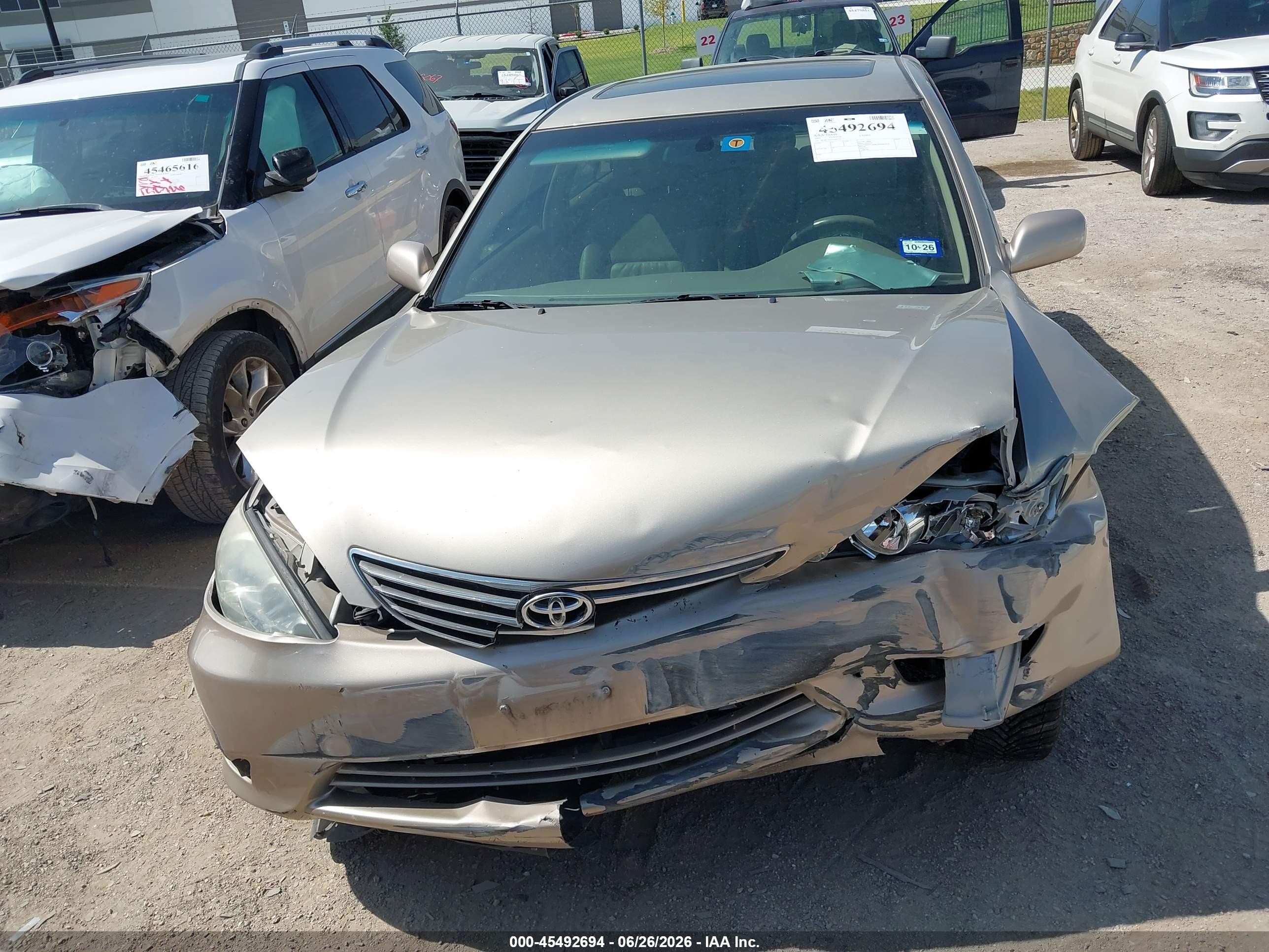 2005 Toyota Camry Xle V6 Champagne vin: 4T1BF32K15U095591