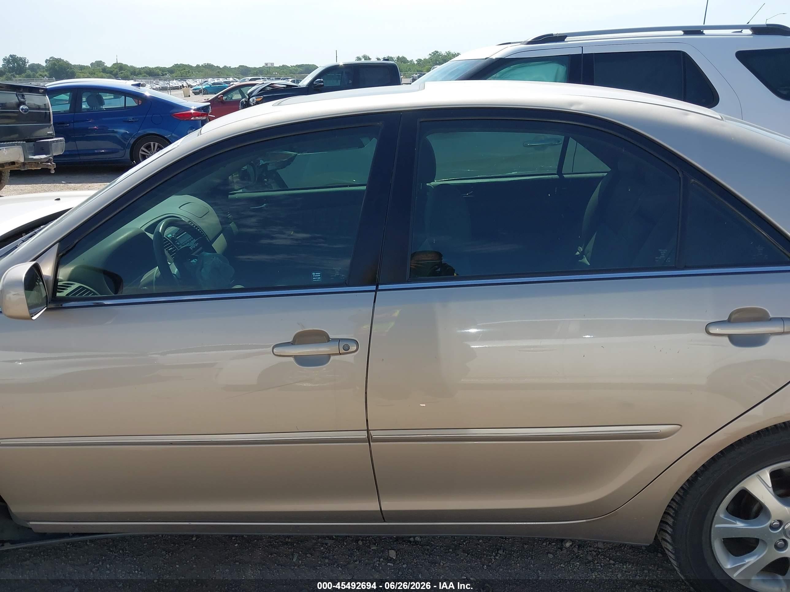2005 Toyota Camry Xle V6 Champagne vin: 4T1BF32K15U095591
