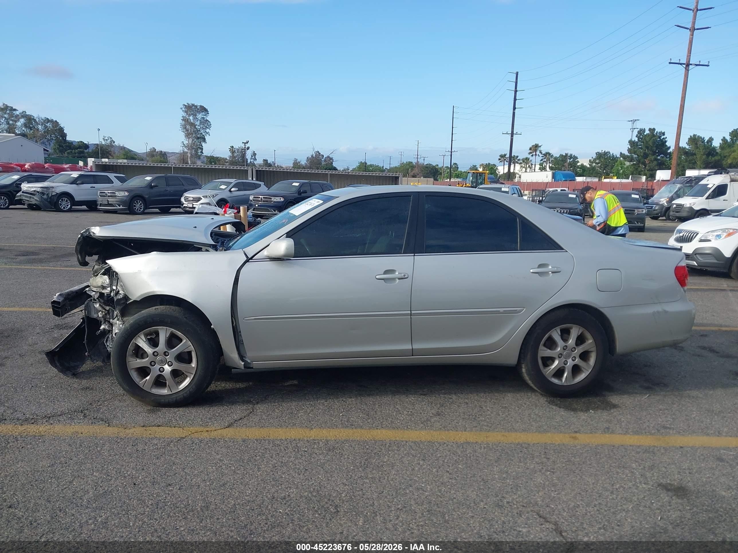 2005 Toyota Camry Xle V6 Silver vin: 4T1BF32K15U592365