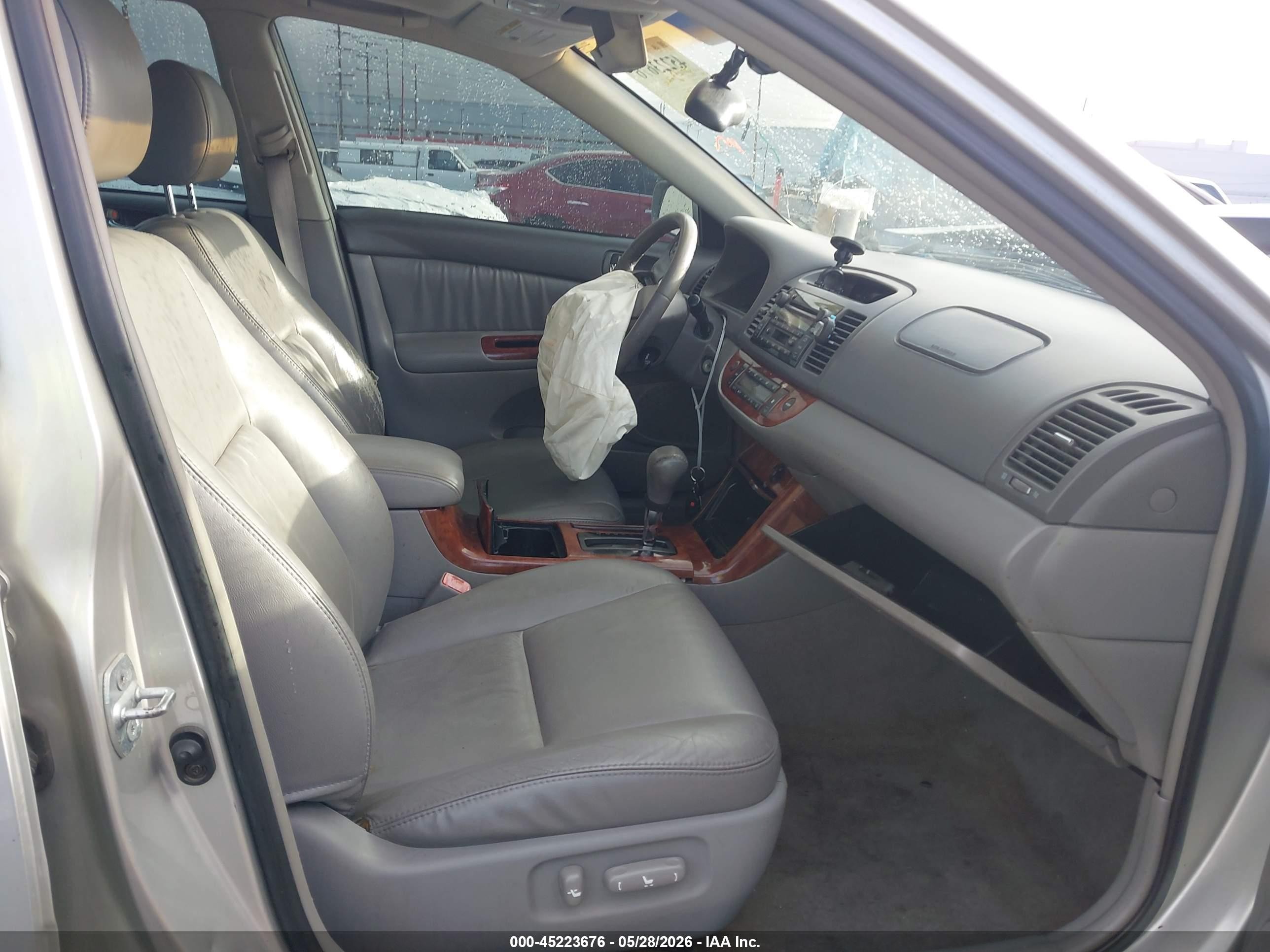 2005 Toyota Camry Xle V6 Silver vin: 4T1BF32K15U592365