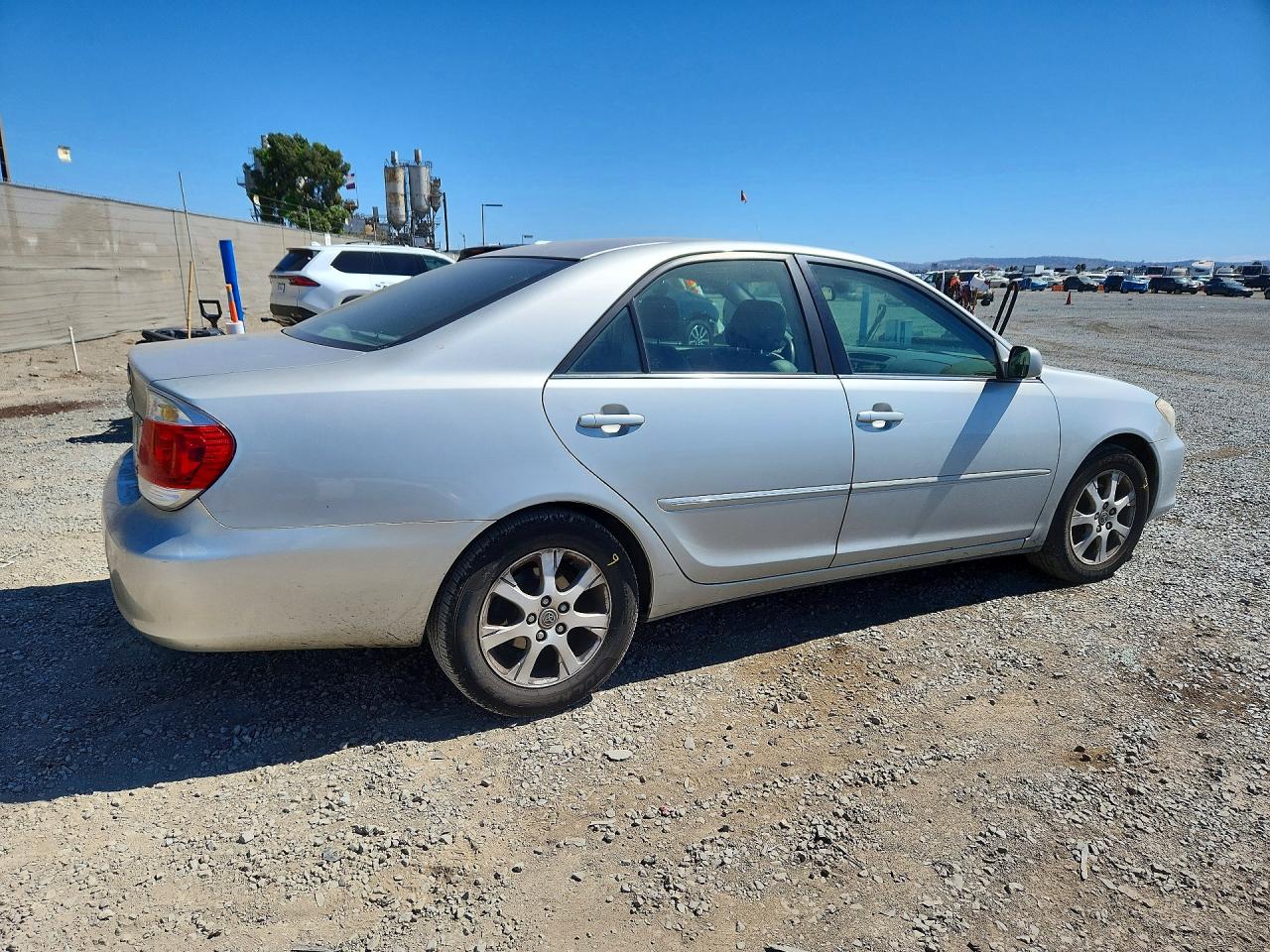 2005 Toyota Camry Xle V6 Серебряный vin: 4T1BF32K15U614008