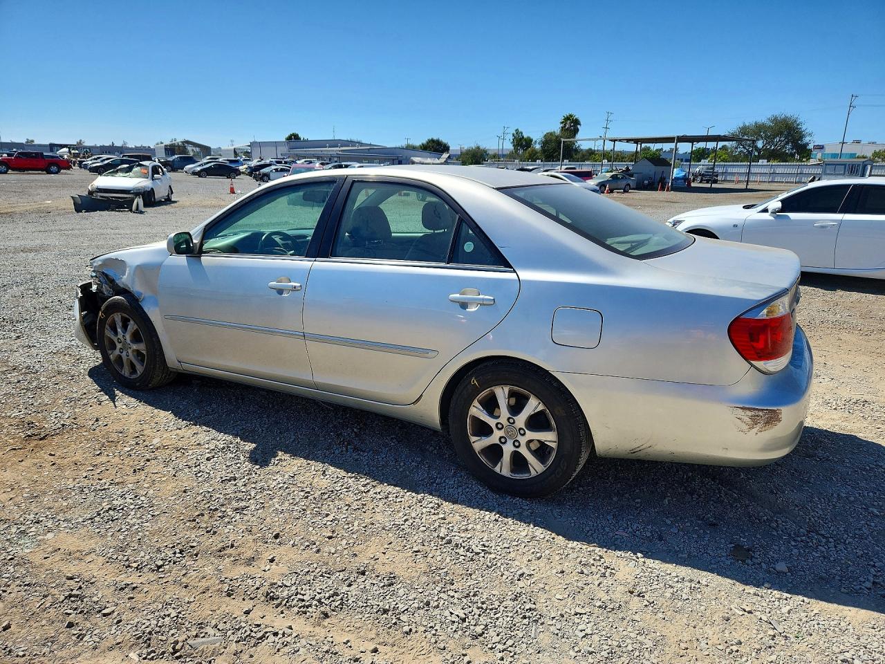 2005 Toyota Camry Xle V6 Серебряный vin: 4T1BF32K15U614008