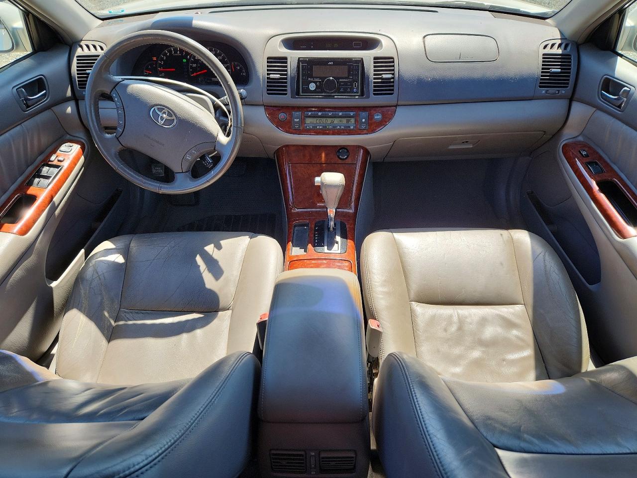 2005 Toyota Camry Xle V6 Серебряный vin: 4T1BF32K15U614008
