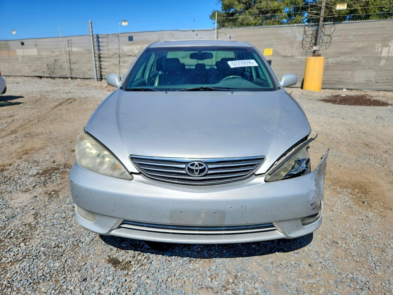 2005 Toyota Camry Xle V6 Серебряный vin: 4T1BF32K15U614008