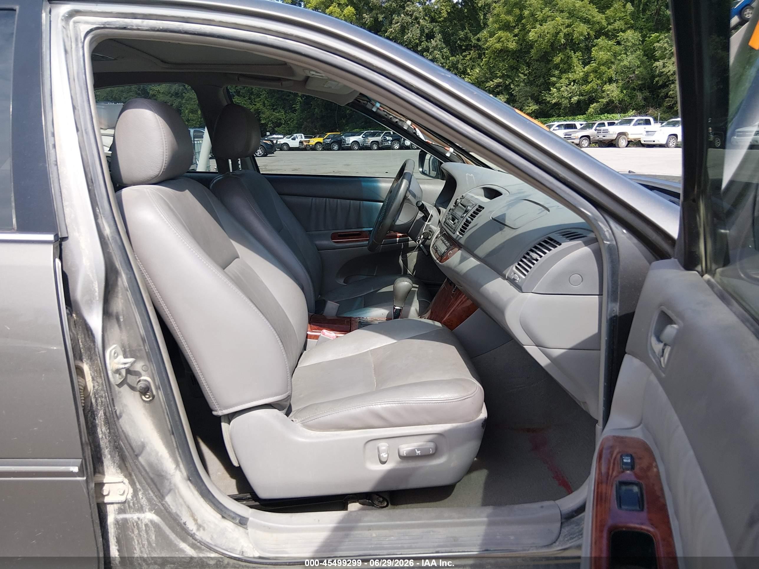 2006 Toyota Camry Xle V6 Gray vin: 4T1BF32K16U627911