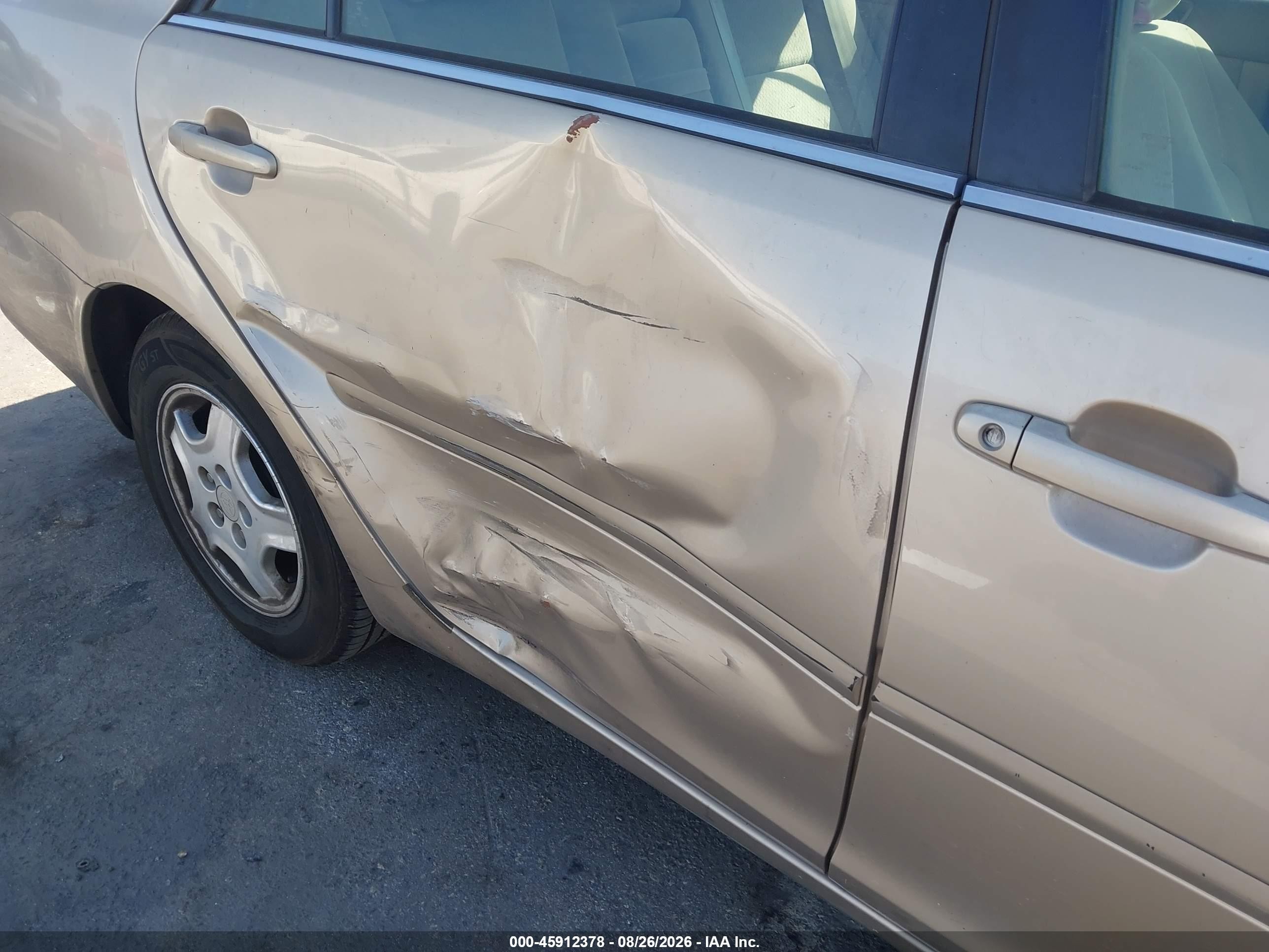 2002 Toyota Camry Le V6 Gold vin: 4T1BF32K22U013878